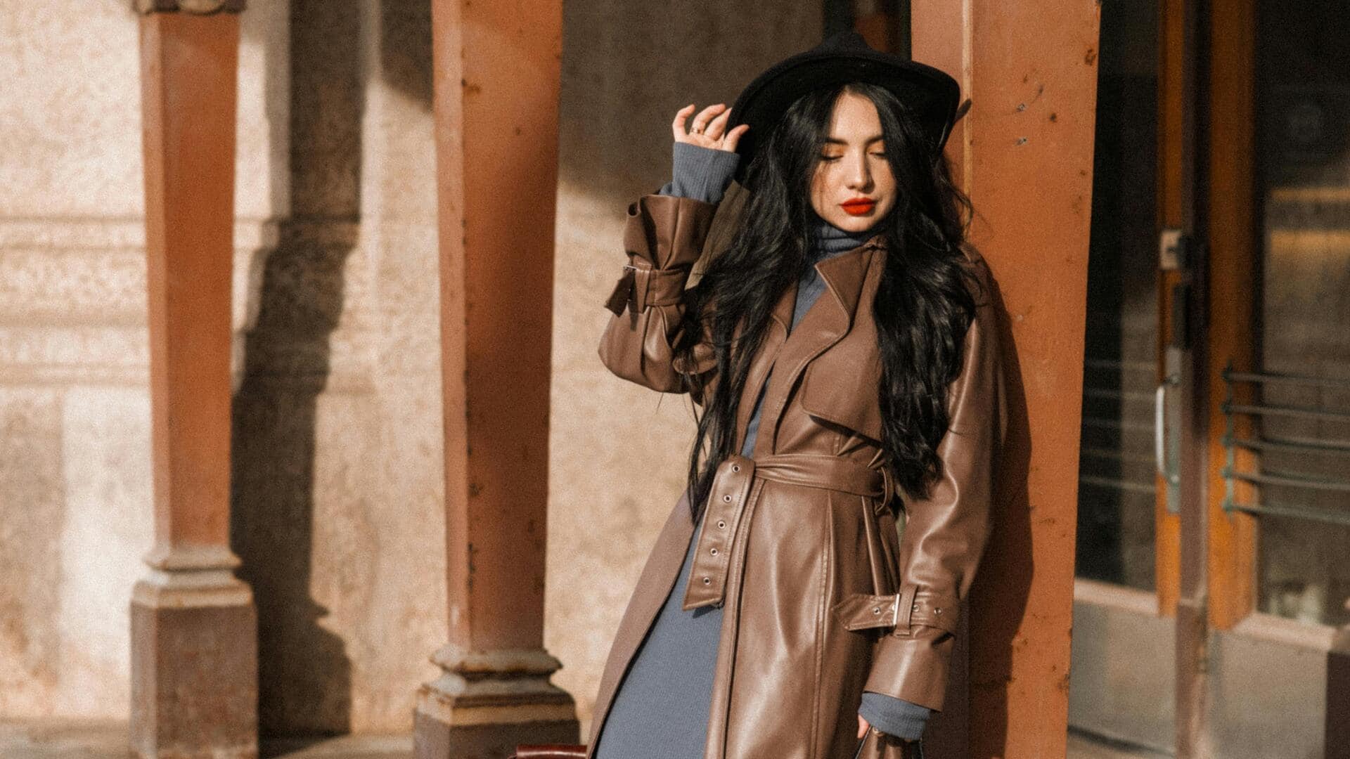 लेदर कोट्स की देखभाल के लिए अपनाएं ये 5 सरल तरीके, लंबे समय तक रहेंगे ठीक