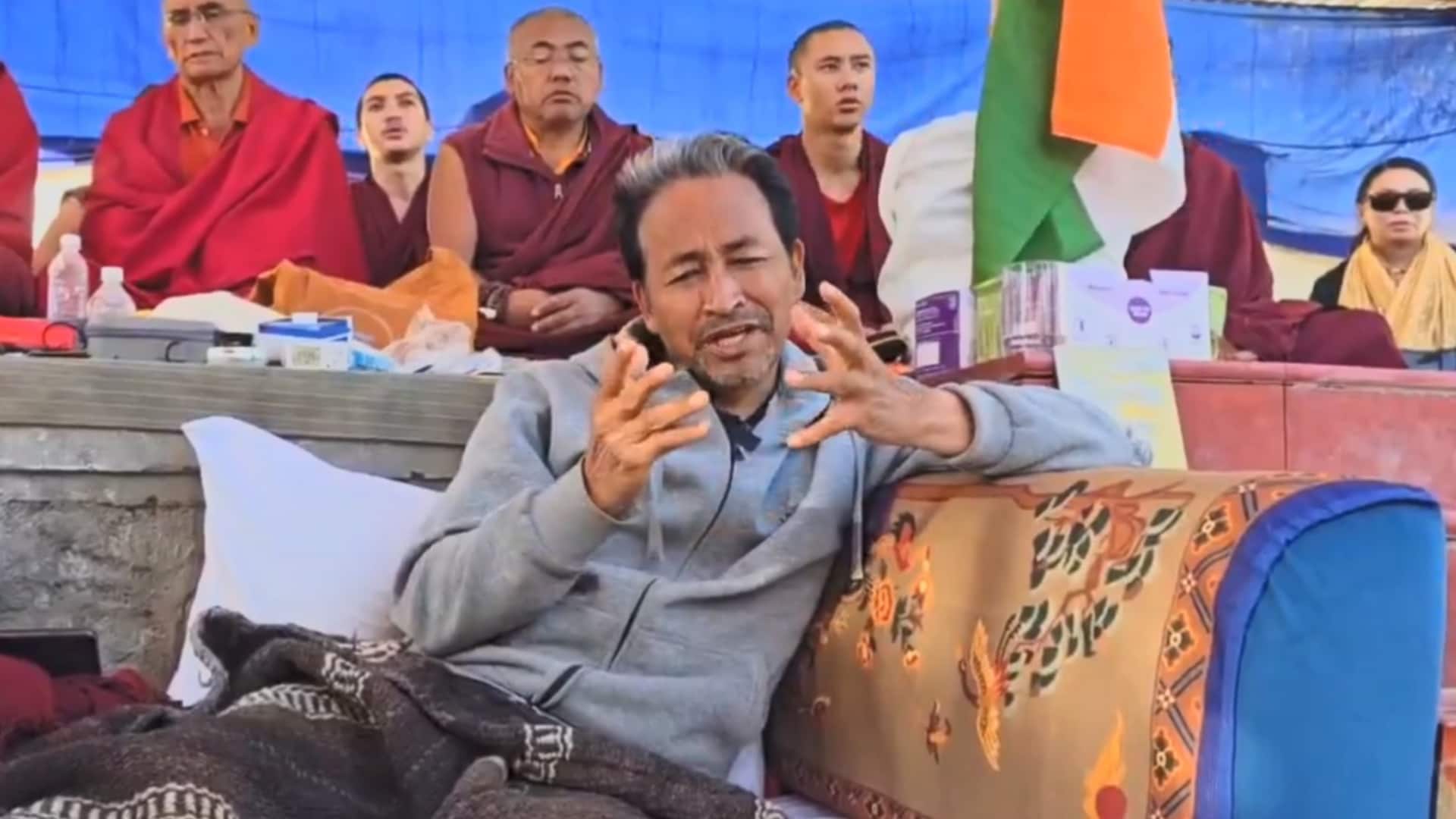 लद्दाख हिंसा के बाद सरकार ने सोनम वांगचुक के NGO का विदेशी फंडिंग लाइसेंस रद्द किया