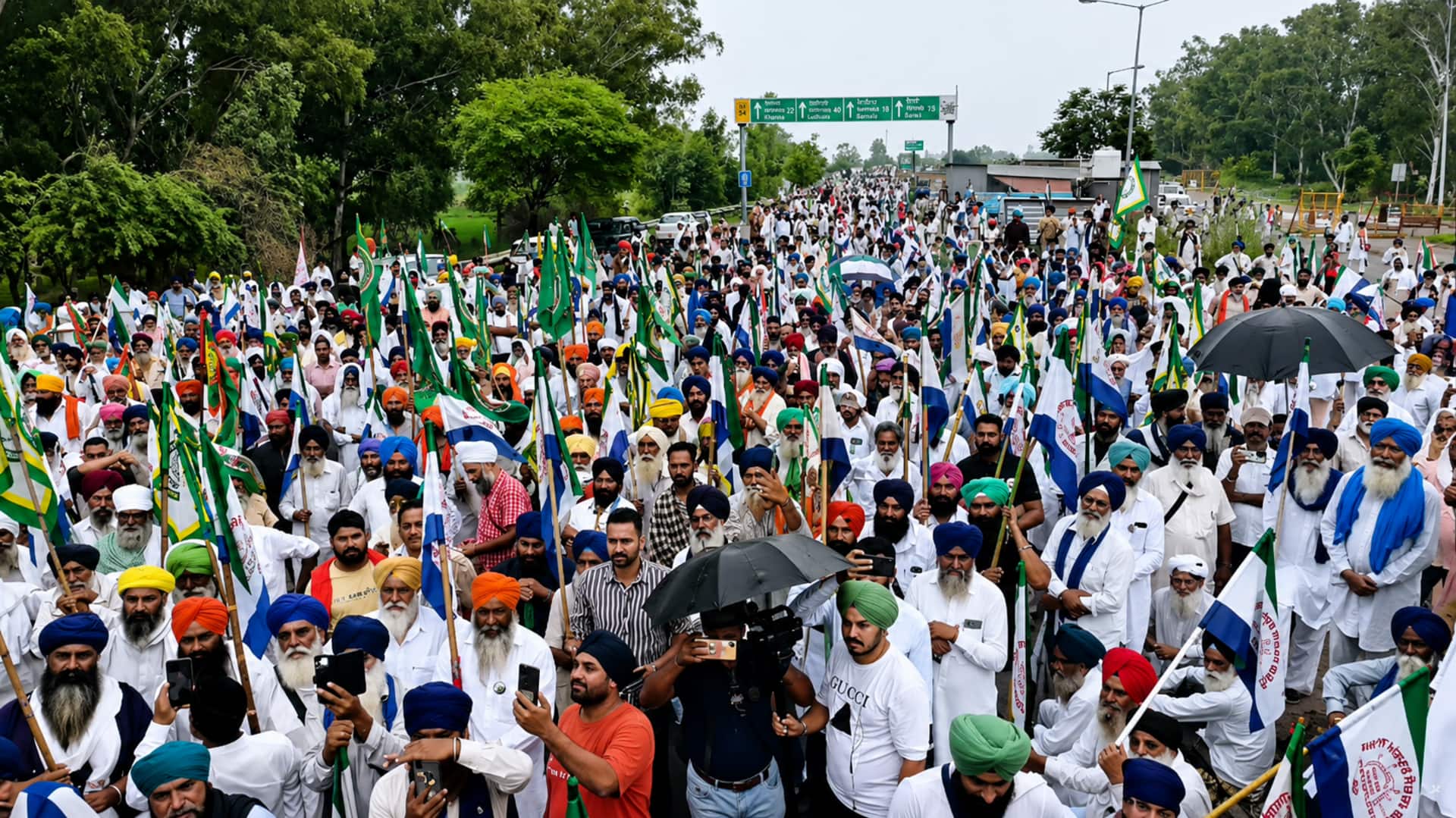 दिल्ली कूच कर रहे किसानों की 2 बातें मानी, कृषि मंत्री शिवराज सिंह से होगी मुलाकात