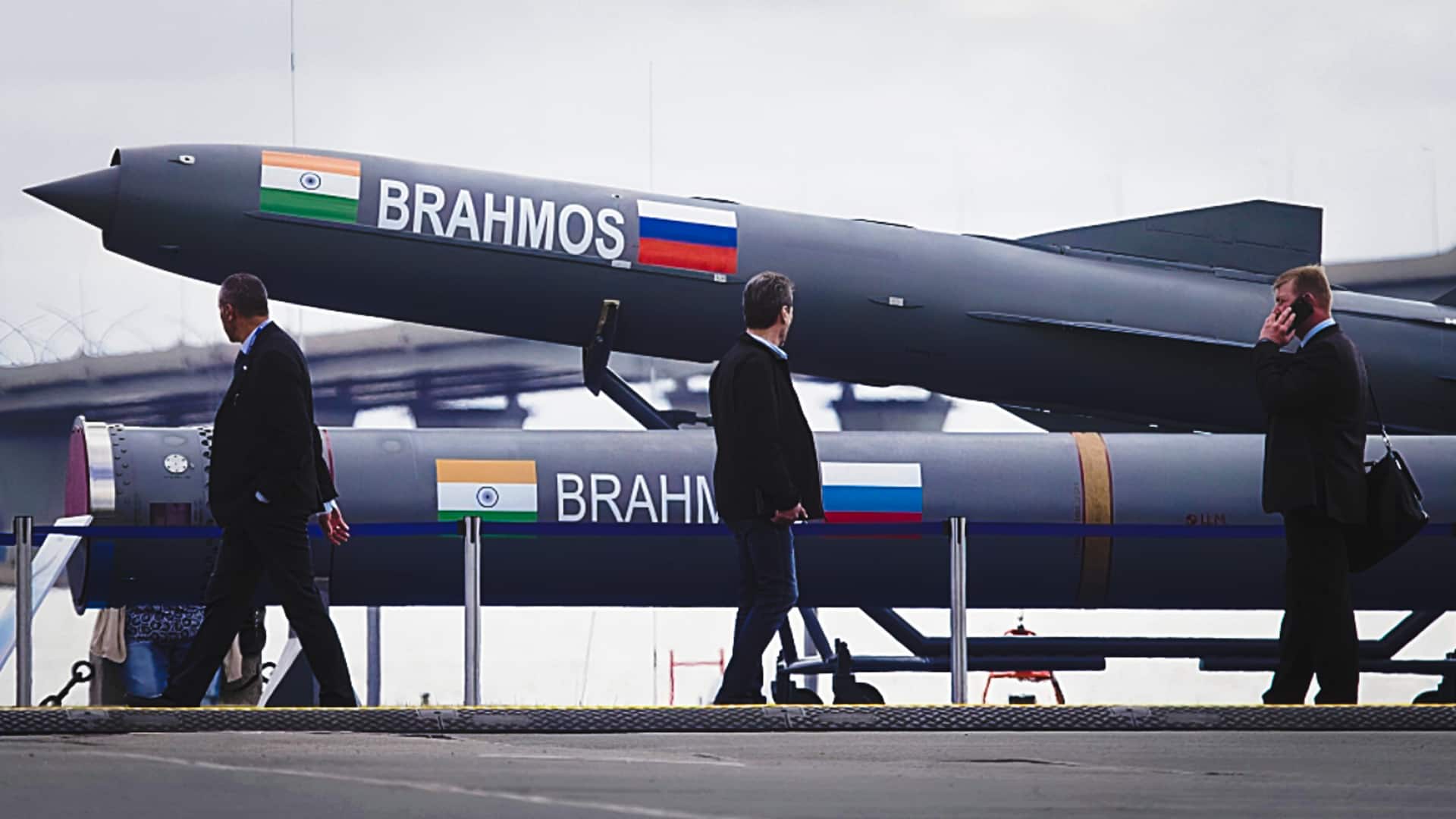 भारत से ब्रह्मोस मिसाइल खरीदेगा इंडोनेशिया, इतने रुपये का हुआ समझौता