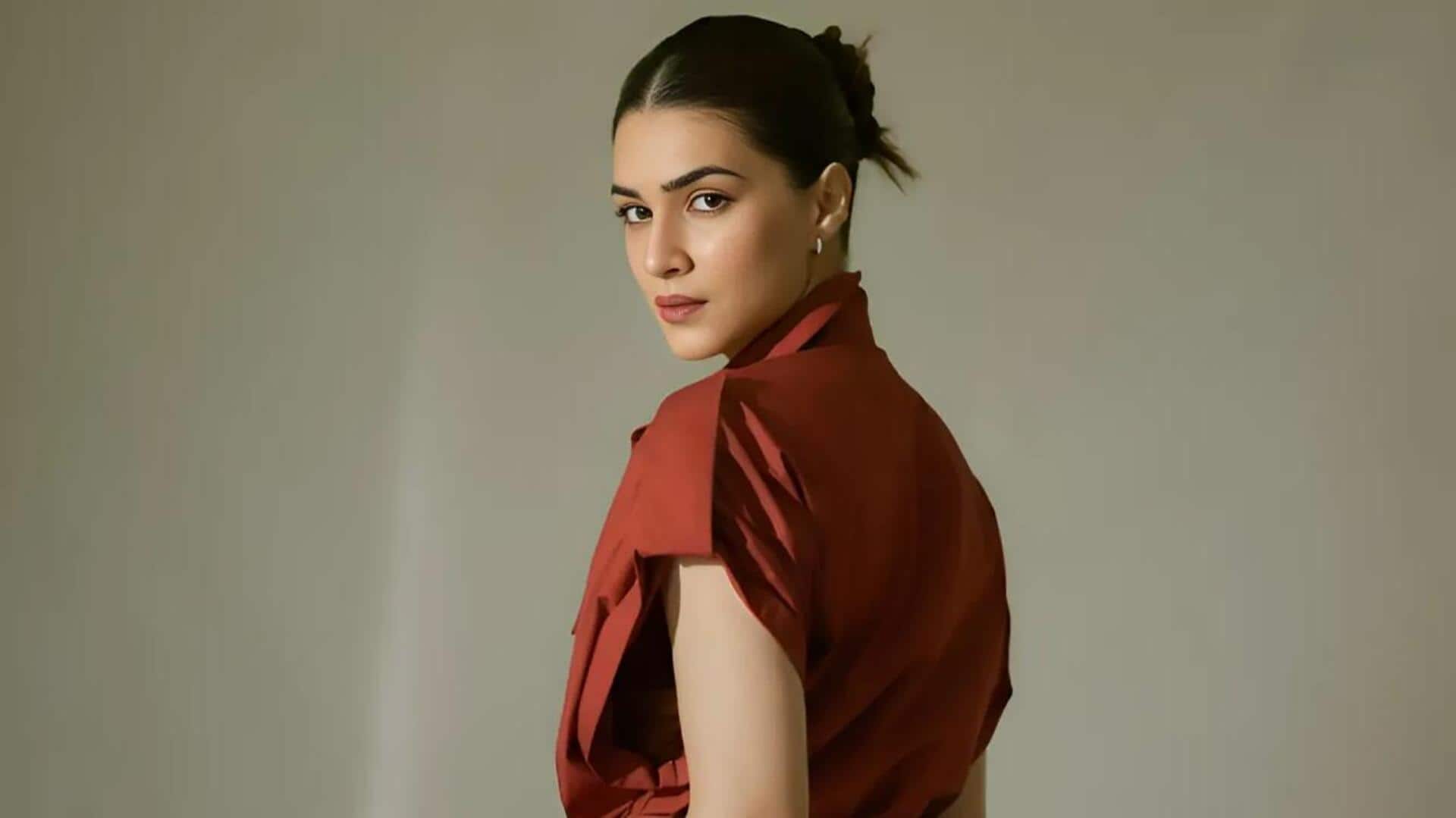 कृति सैनन का शादी के सवाल पर चढ़ा पारा, बोलीं- क्या आप मोहल्ले की चाची हैं?