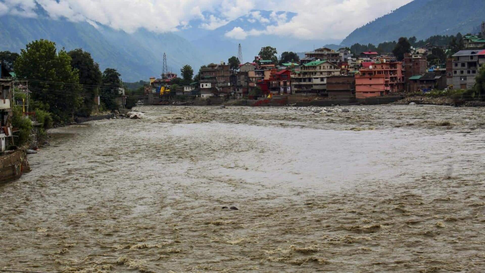 राज्यों में बाढ़ पर सुप्रीम कोर्ट सख्त, कहा- लगता है पेड़ों की अवैध कटाई हुई है राज्यों में बाढ़ पर सुप्रीम कोर्ट सख्त, कहा- लगता है पेड़ों की अवैध कटाई हुई है