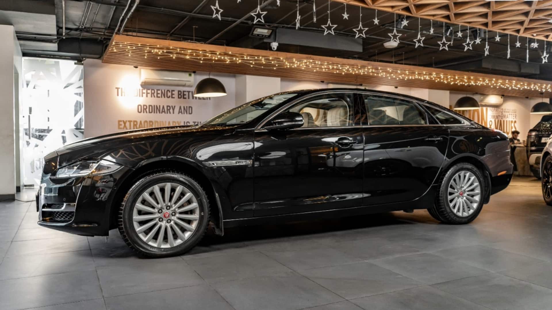 भारत सरकार यूरोप से आयातित कारों पर घटा सकती है टैरिफ, रिपोर्ट में किया दावा