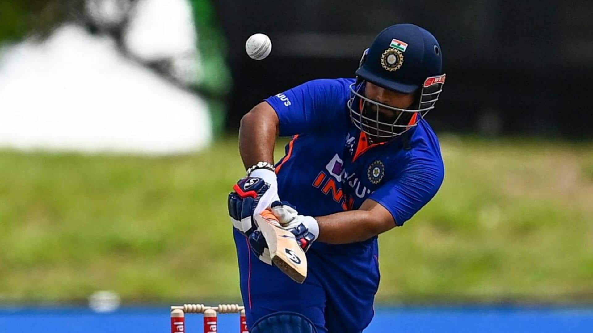 ऋषभ पंत बनाम संजू सैमसन: टी-20 क्रिकेट में कैसा रहा है दोनों का प्रदर्शन? 