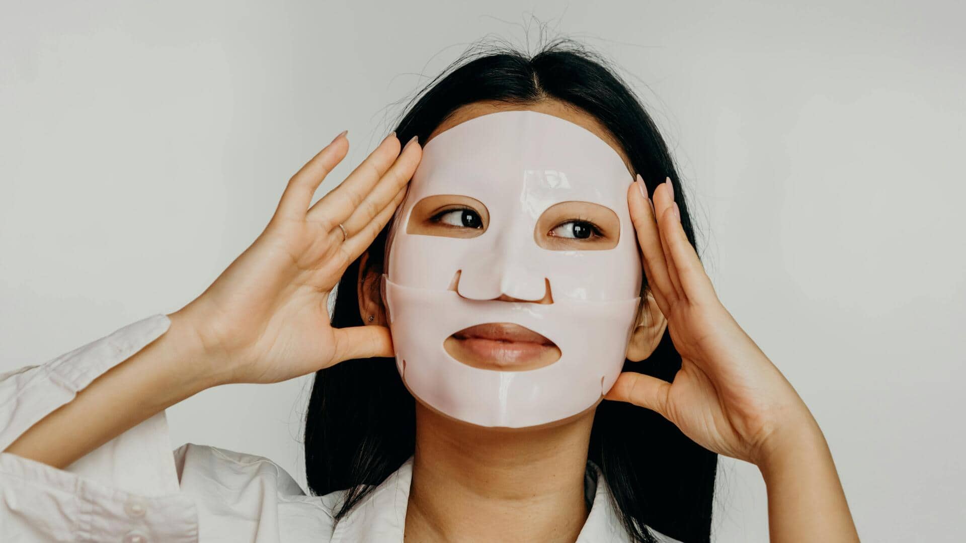 तैलीय त्वचा वाले घर पर आसानी से बना सकते हैं ये 5 फेस पैक