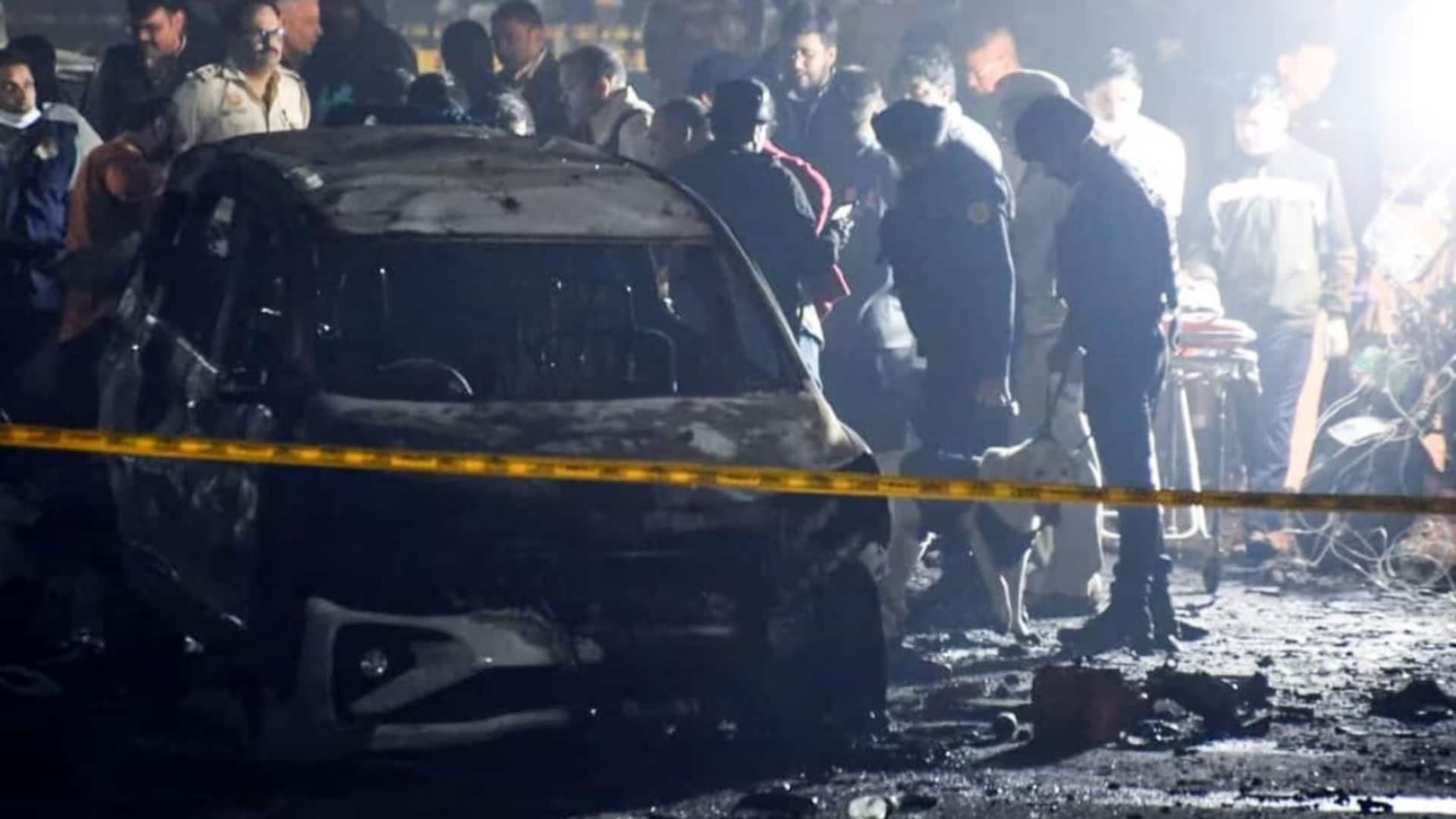 दिल्ली धमाके में TATP इस्तेमाल किए जाने का शक, अल-फलाह विश्वविद्यालय के खिलाफ FIR; जानें घटनाक्रम