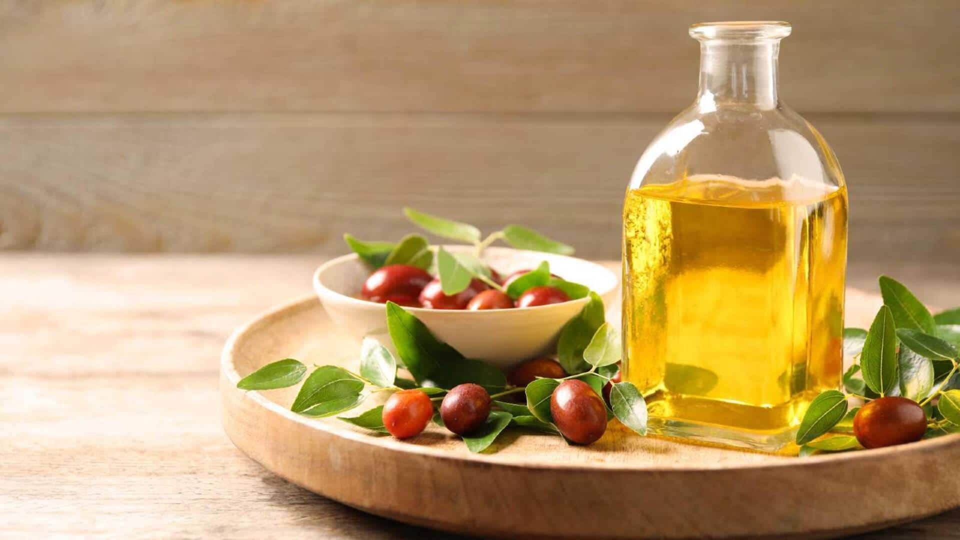 संवेदनशील त्वचा के लिए बेहतरीन हैं ये 5 फेस ऑयल, जानिए उपयोग