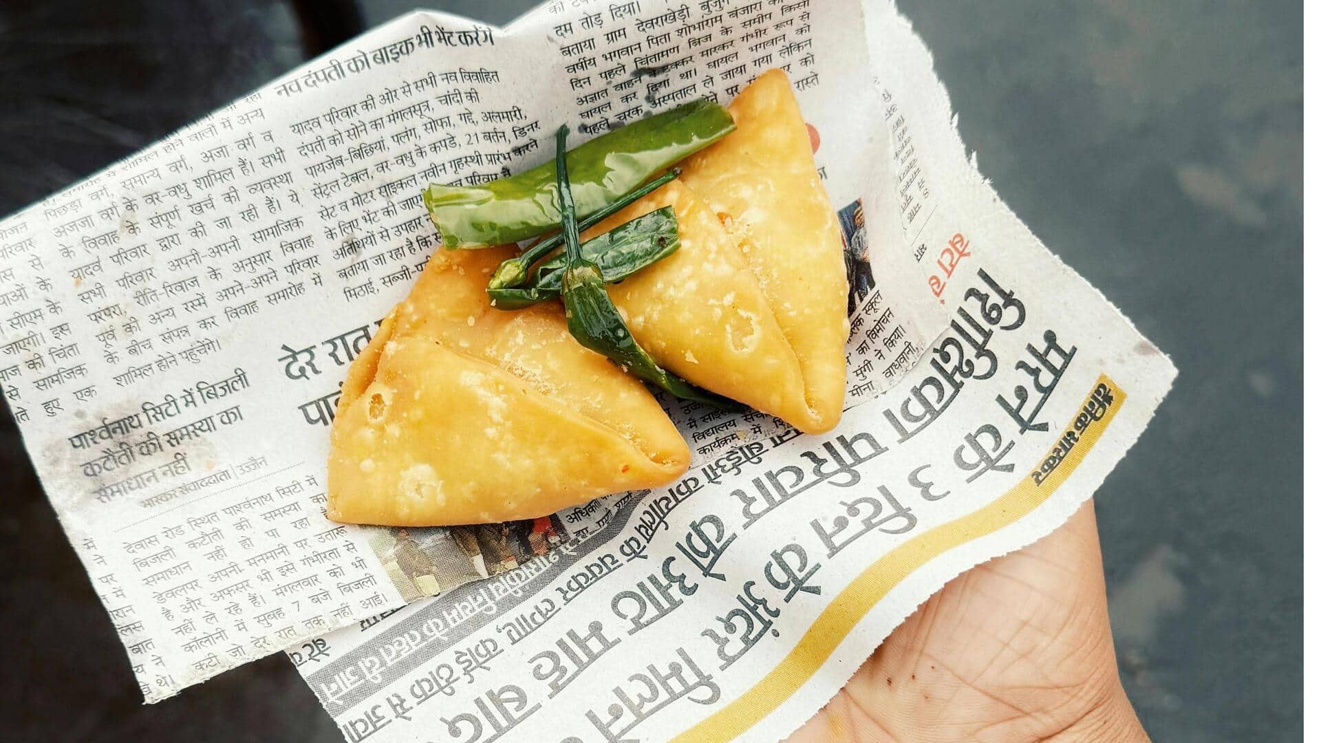बारिश में स्ट्रीट फूड का न करें सेवन, जानिए इसके 5 कारण