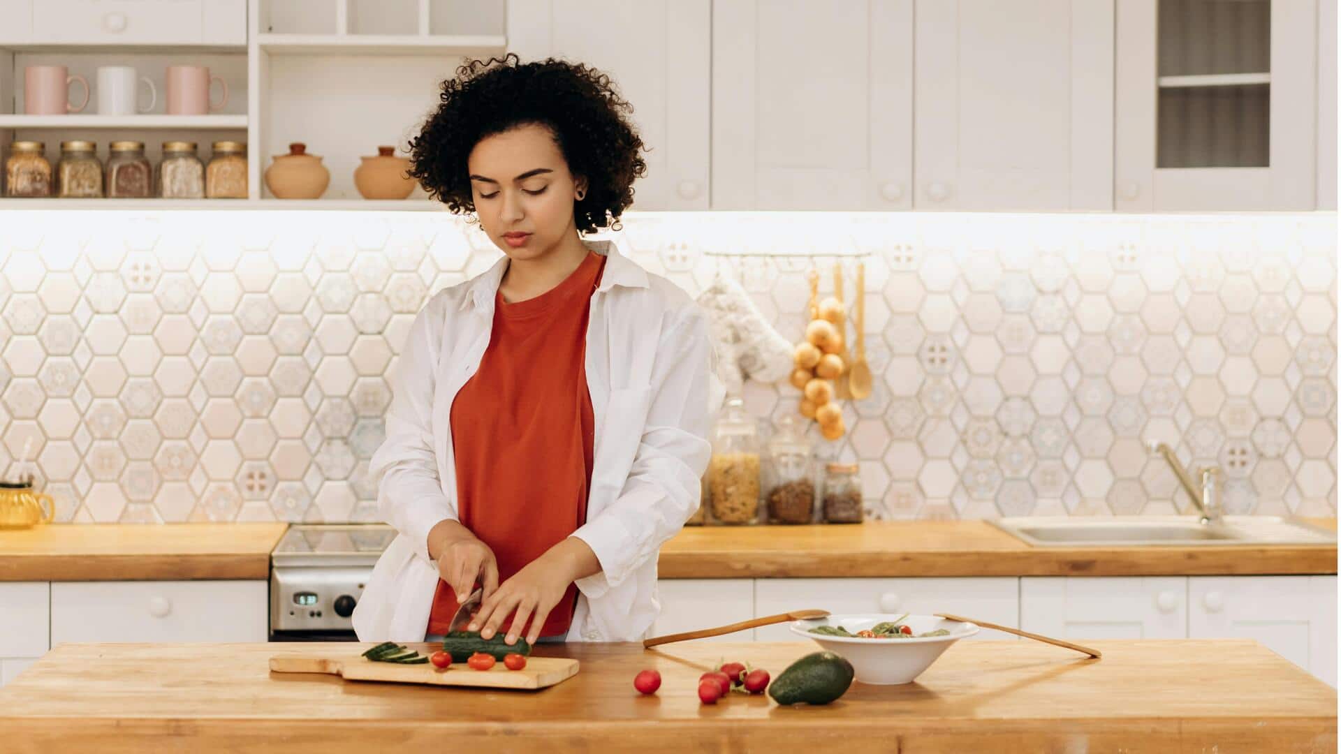 खाना बनाने की शुरुआत करने वाले लोग जरूर अपनाएं ये 5 आसान टिप्स