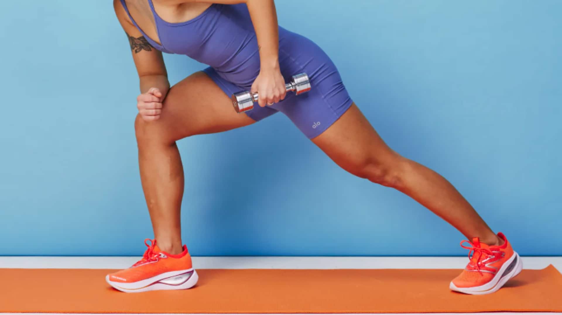 अपने वर्कआउट रूटीन में शामिल करें सिंगल आर्म डंबल रोव एक्सरसाइज, जानें इसे करने का तरीका