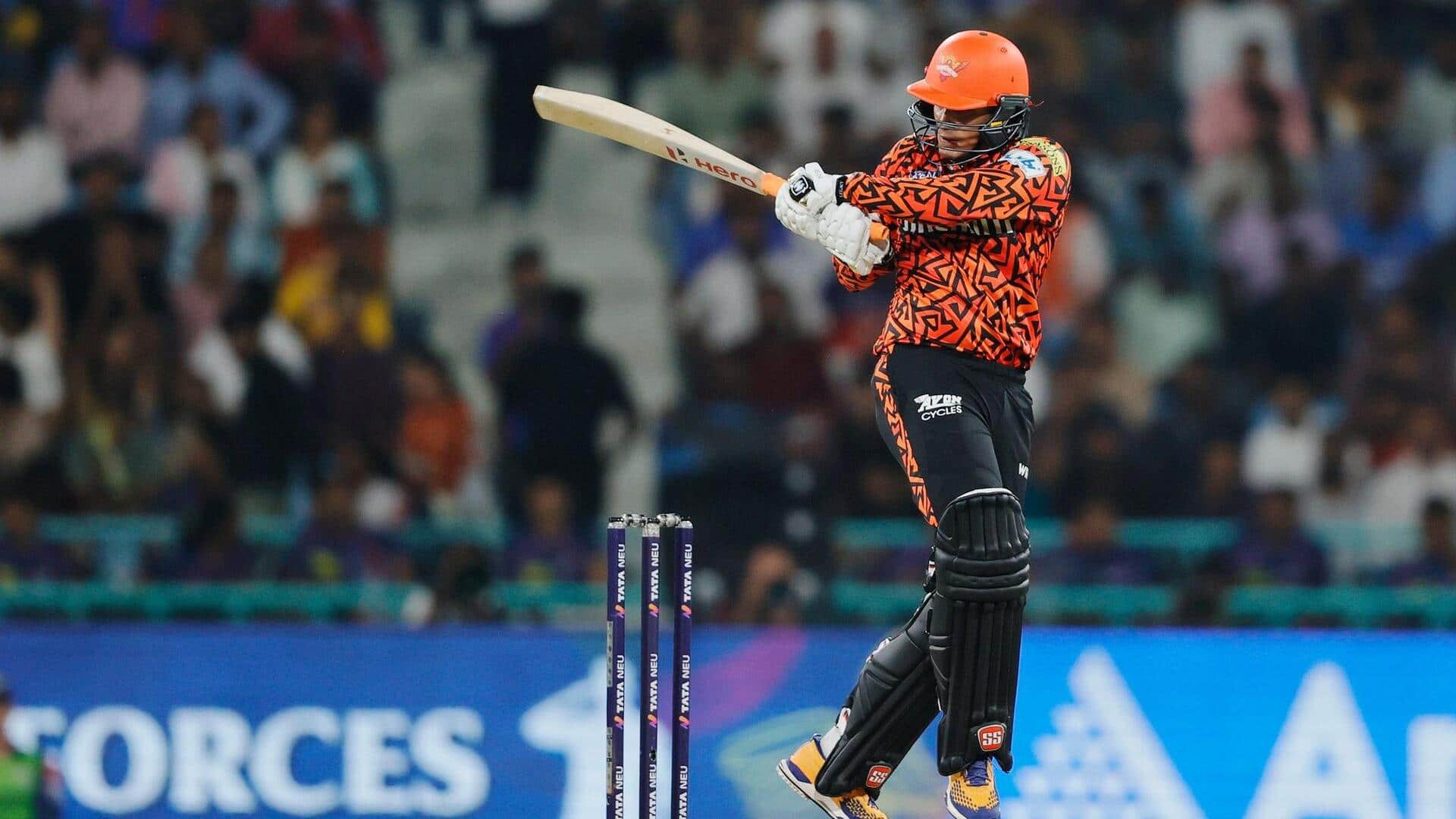 IPL 2025: अभिषेक शर्मा ने LSG के खिलाफ जड़ा दूसरा अर्धशतक, बने 'प्लेयर ऑफ द डे' IPL 2025: अभिषेक शर्मा ने LSG के खिलाफ जड़ा दूसरा अर्धशतक, बने 'प्लेयर ऑफ द डे'