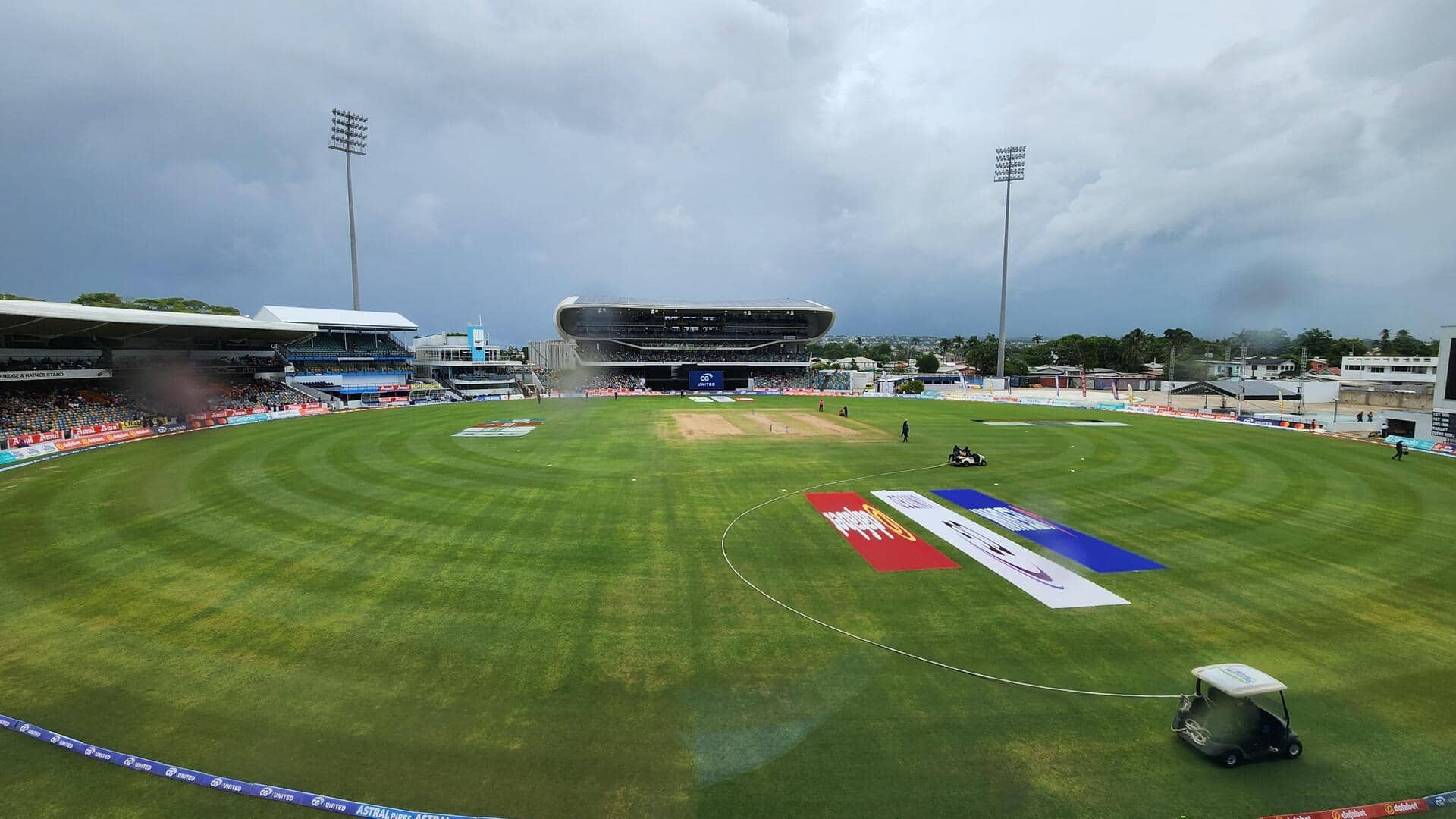वेस्टइंडीज बनाम भारत, दूसरा वनडे: बारिश के चलते रुका मुकाबला, भारतीय पारी लड़खड़ाई