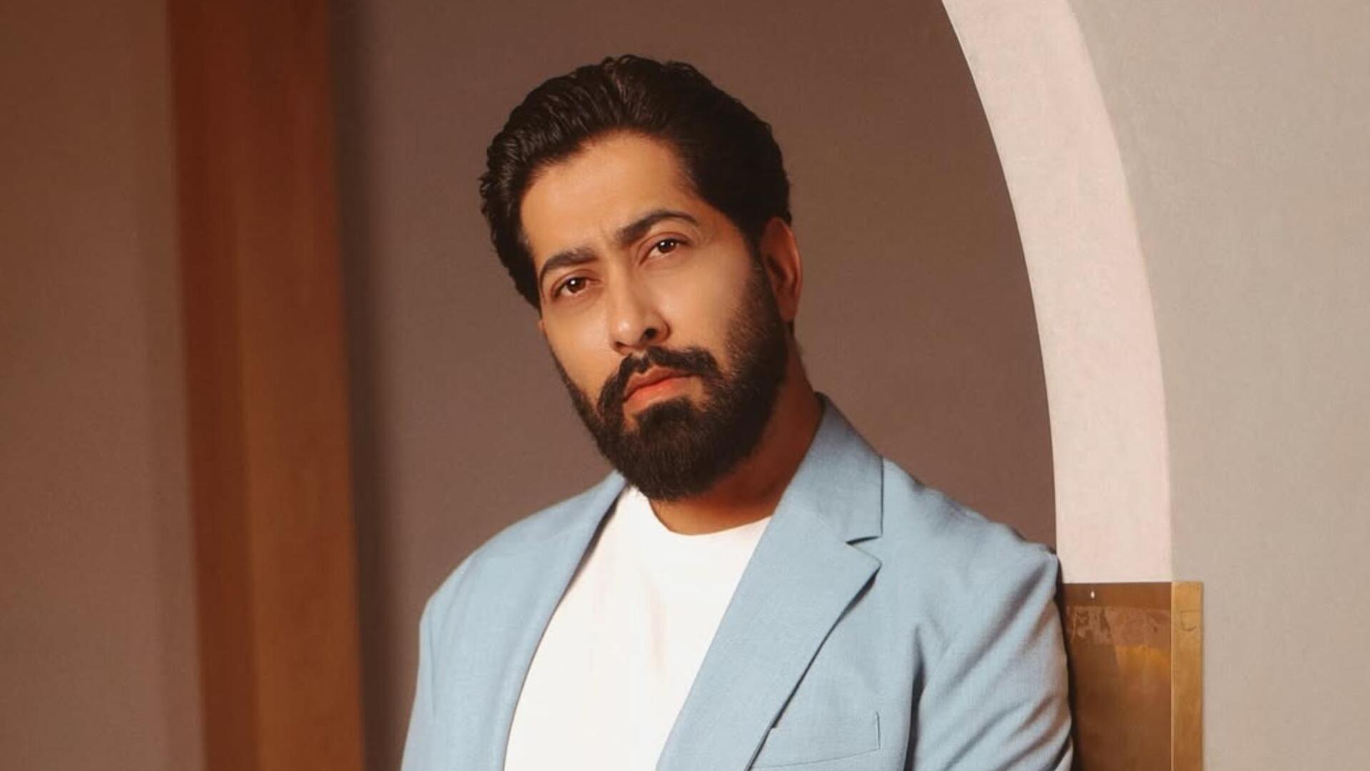 कौन हैं अंकुर भाटिया, जो सलमान खान के साथ फिल्म 'बैटल ऑफ गलवान' में मचाएंगे धमाल? कौन हैं अंकुर भाटिया, जो सलमान खान के साथ फिल्म 'बैटल ऑफ गलवान' में मचाएंगे धमाल?