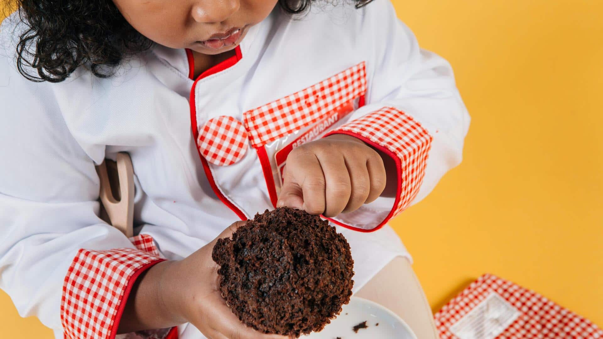 क्या शक्कर से सच में बढ़ जाता है बच्चों का ऊर्जा का स्तर? जानिए इसकी सच्चाई