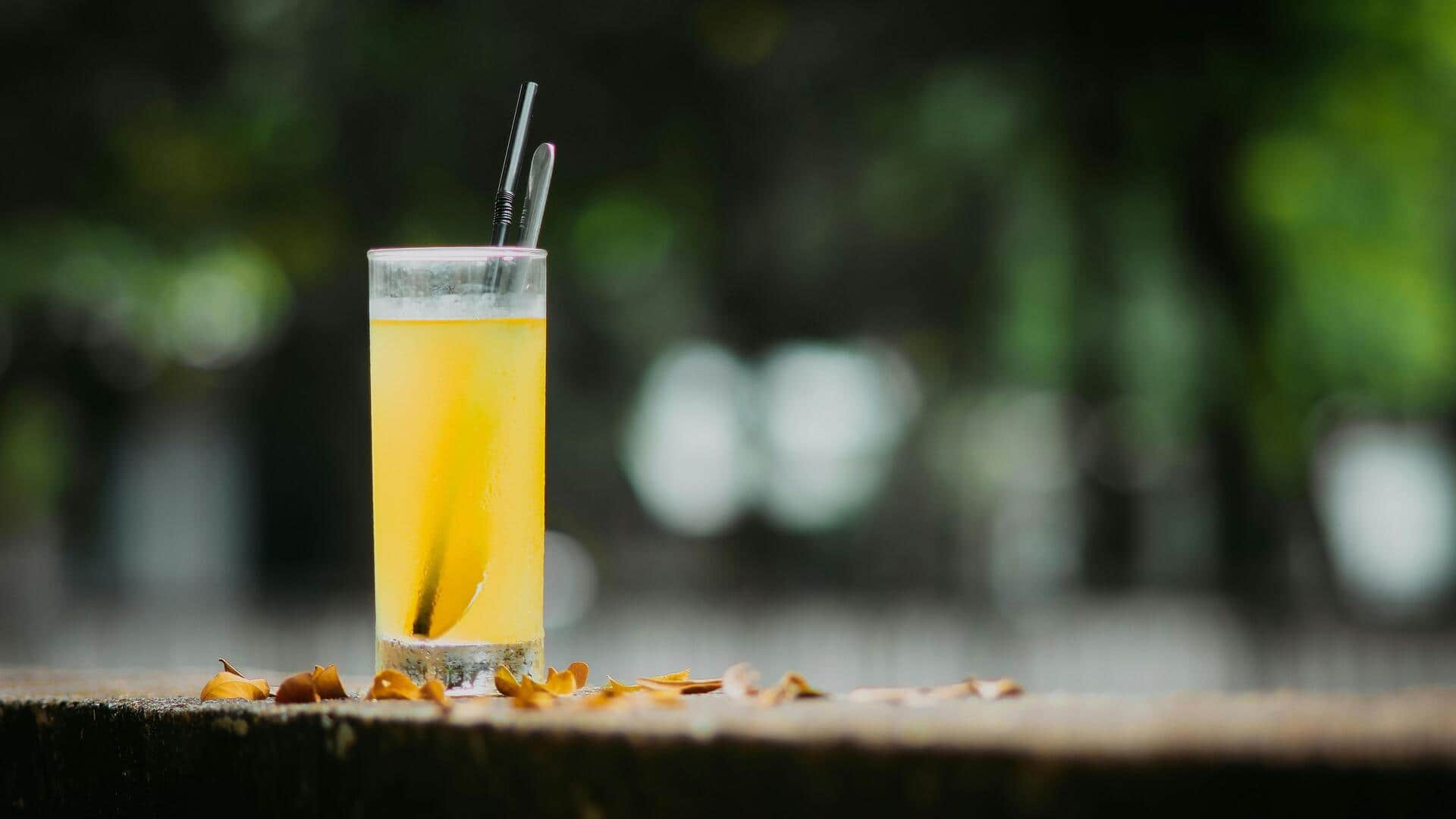 घर पर आसानी से बनाए जा सकते हैं ये 5 ORS पेय, जानिए रेसिपी