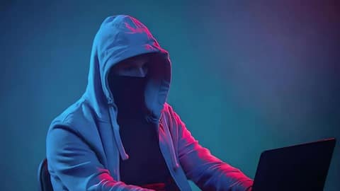 USSD कॉल फॉरवर्डिंग ठगी क्या है? सरकार ने जारी की चेतावनी, जानिए कैसे रहें सुरक्षित