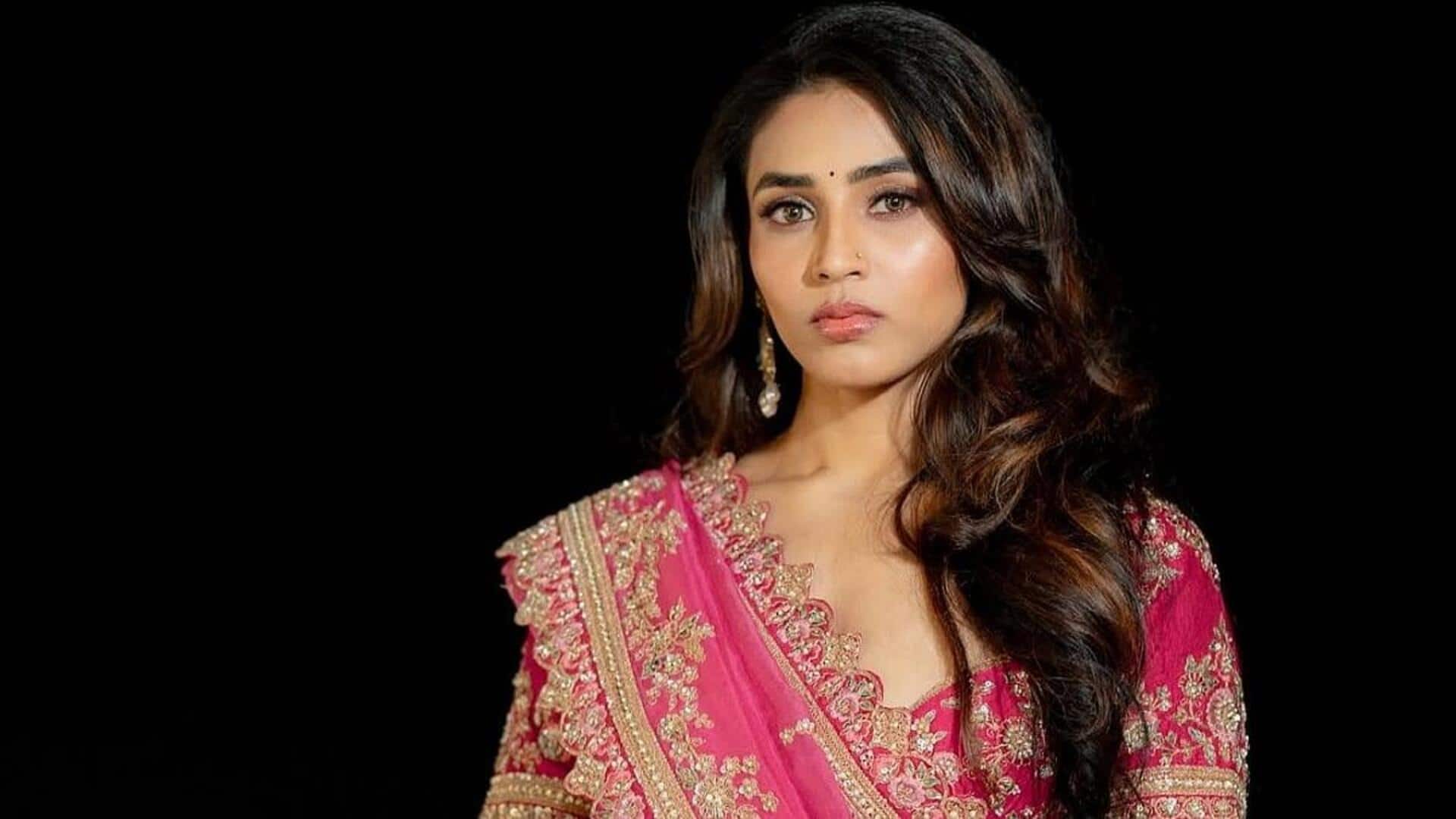 'कांतारा' अभिनेत्री सप्तमी गौड़ा का पैपराजी पर क्यों फूटा गुस्सा? बोलीं- ऐसा व्यवहार बर्दाश्त नहीं