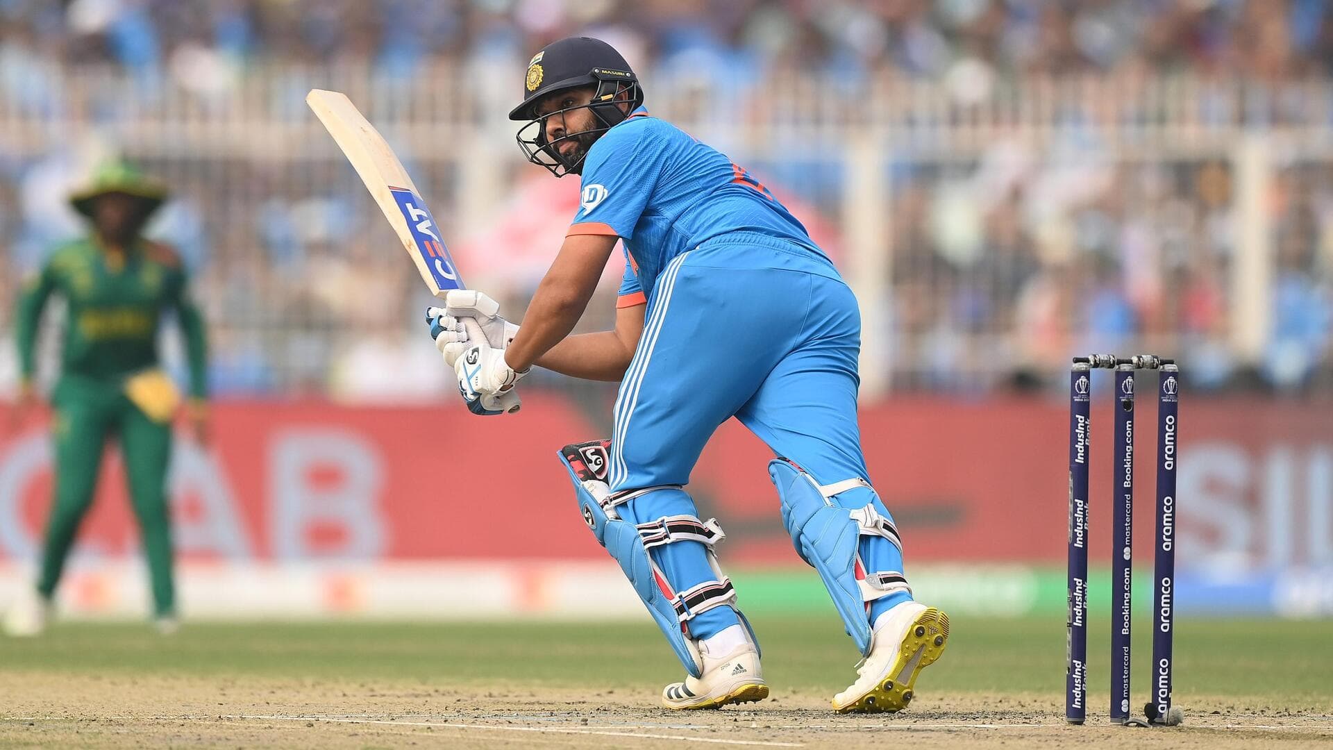 रोहित शर्मा लगातार 2 विश्व कप संस्करणों में 500+ रन बनाने वाले पहले खिलाड़ी बने