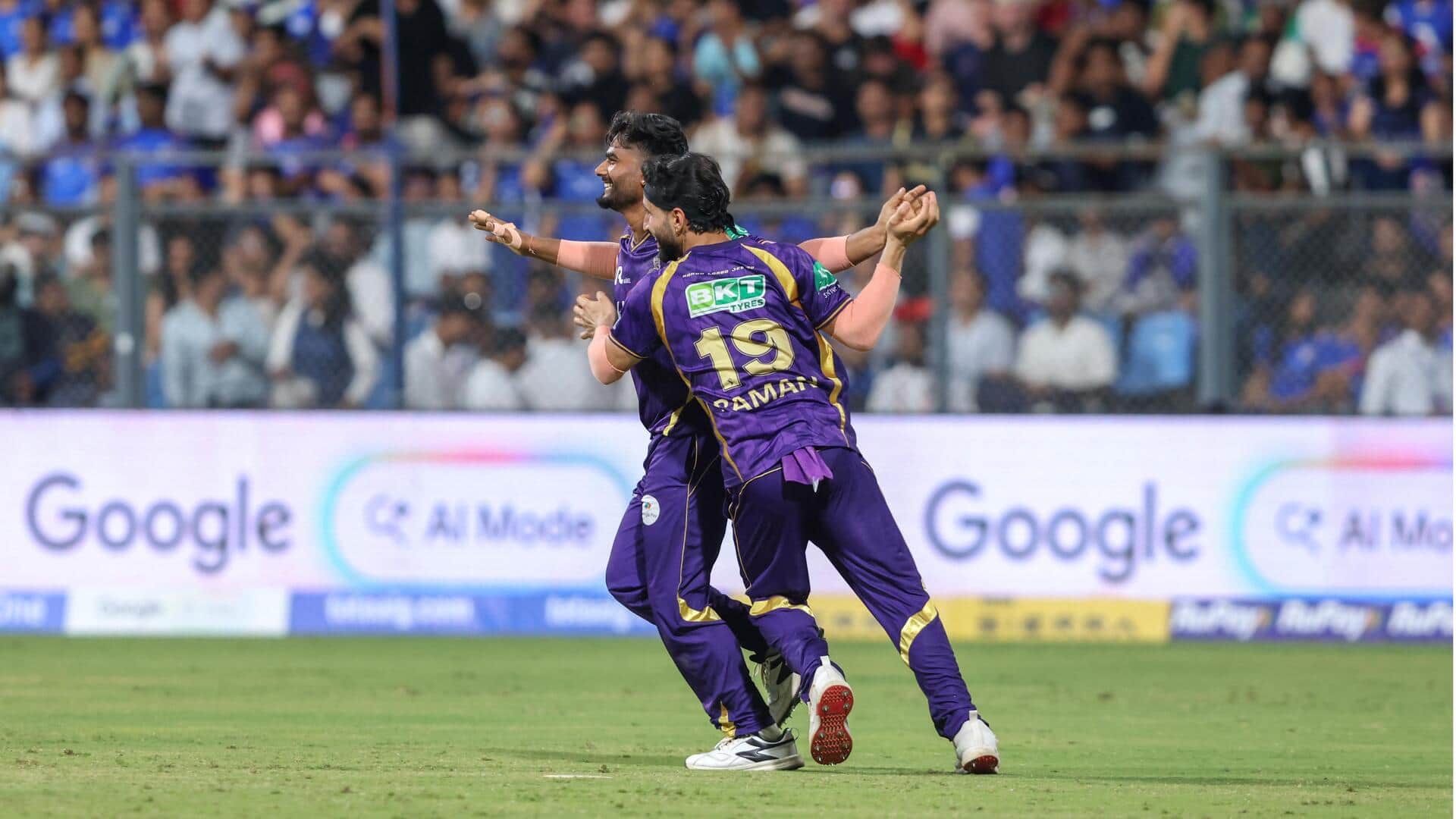 MI बनाम KKR: अनुकूल रॉय ने लपका रोहित शर्मा का जबरदस्त कैच, यहां देखें वायरल वीडियो