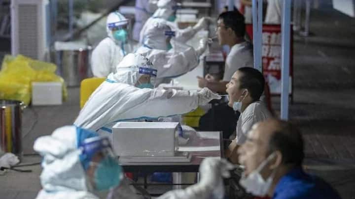 चीन: 107 करोड़ लोगों के पूर्ण वैक्सीनेशन के बाद 14 प्रांतों में फिर फैला कोरोना संक्रमण