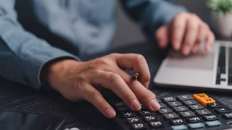 AI टूल की मदद से कैसे आसान हुआ घर का बजट बनाना?