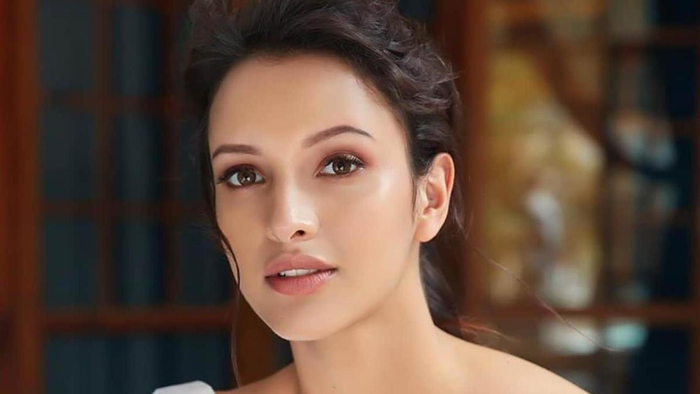 तृप्ति डिमरी के साथ बनेगी शाहिद की जोड़ी तृप्ति डिमरी के साथ बनेगी शाहिद की जोड़ी