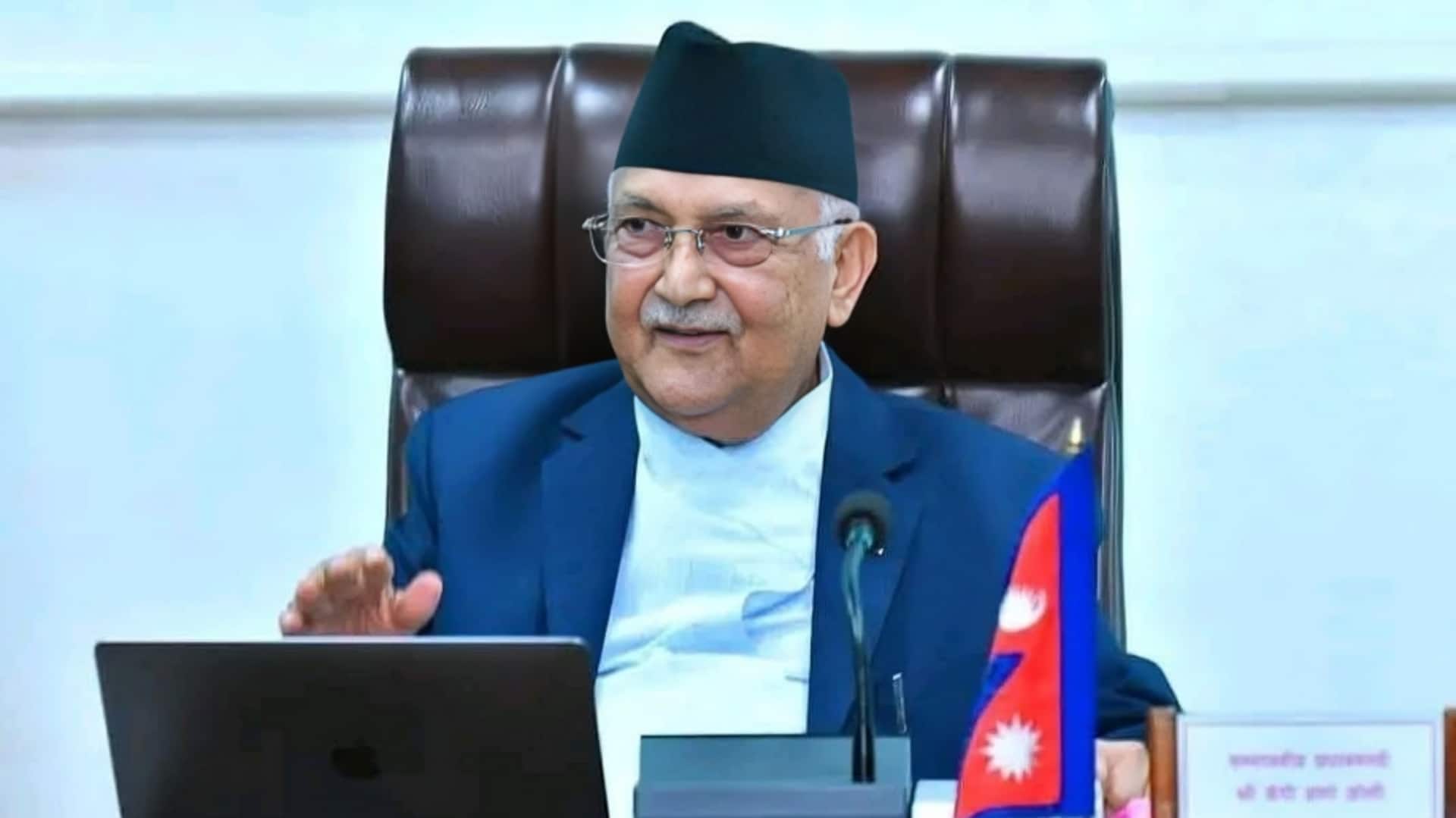 नेपाल में विरोध-प्रदर्शन के बीच दुबई भागने की तैयारी में प्रधानमंत्री ओली, राष्ट्रपति आवास पर कब्जा