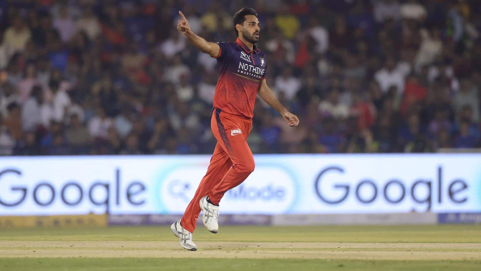 भुवनेश्वर कुमार MI के खिलाफ पहली बार झटका 4 विकेट हॉल, बने 'प्लेयर ऑफ द मैच'