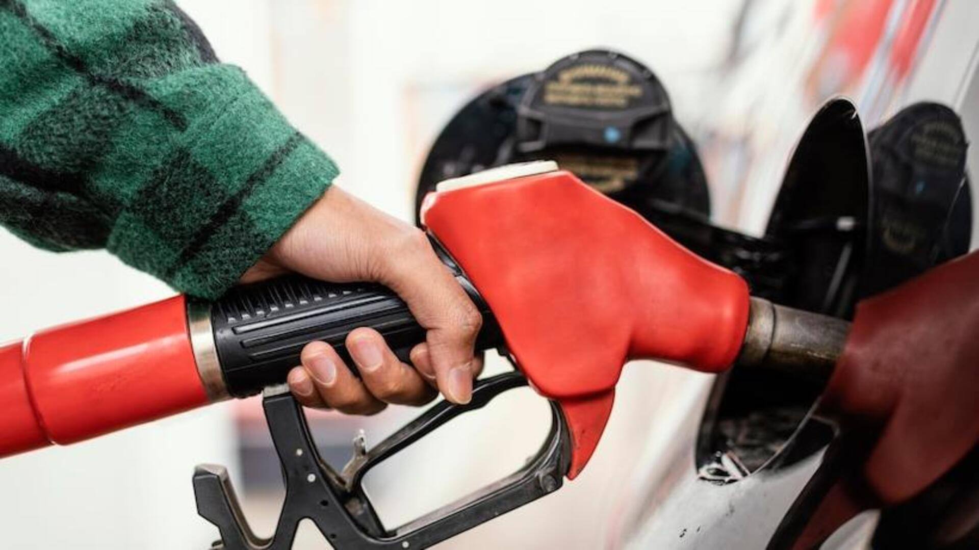 पेट्रोल-डीजल की कीमतें: 23 जनवरी के लिए जारी हुए नए भाव, जानिए कहां बदले
