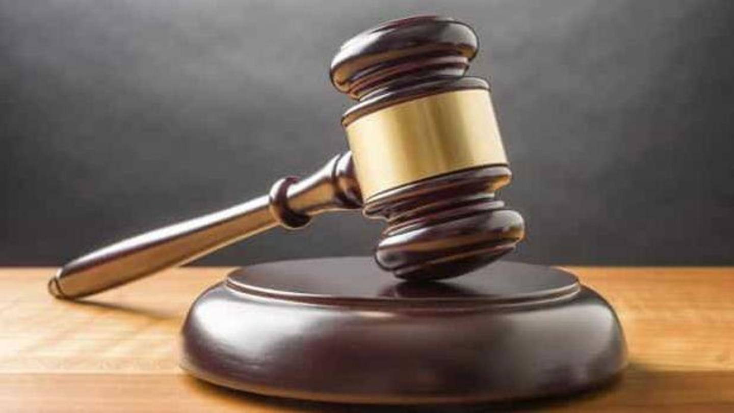 कोर्ट ने पुलिस को दिए थे मस्जिद में आगजनी के मामले में अलग FIR के आदेश कोर्ट ने पुलिस को दिए थे मस्जिद में आगजनी के मामले में अलग FIR के आदेश