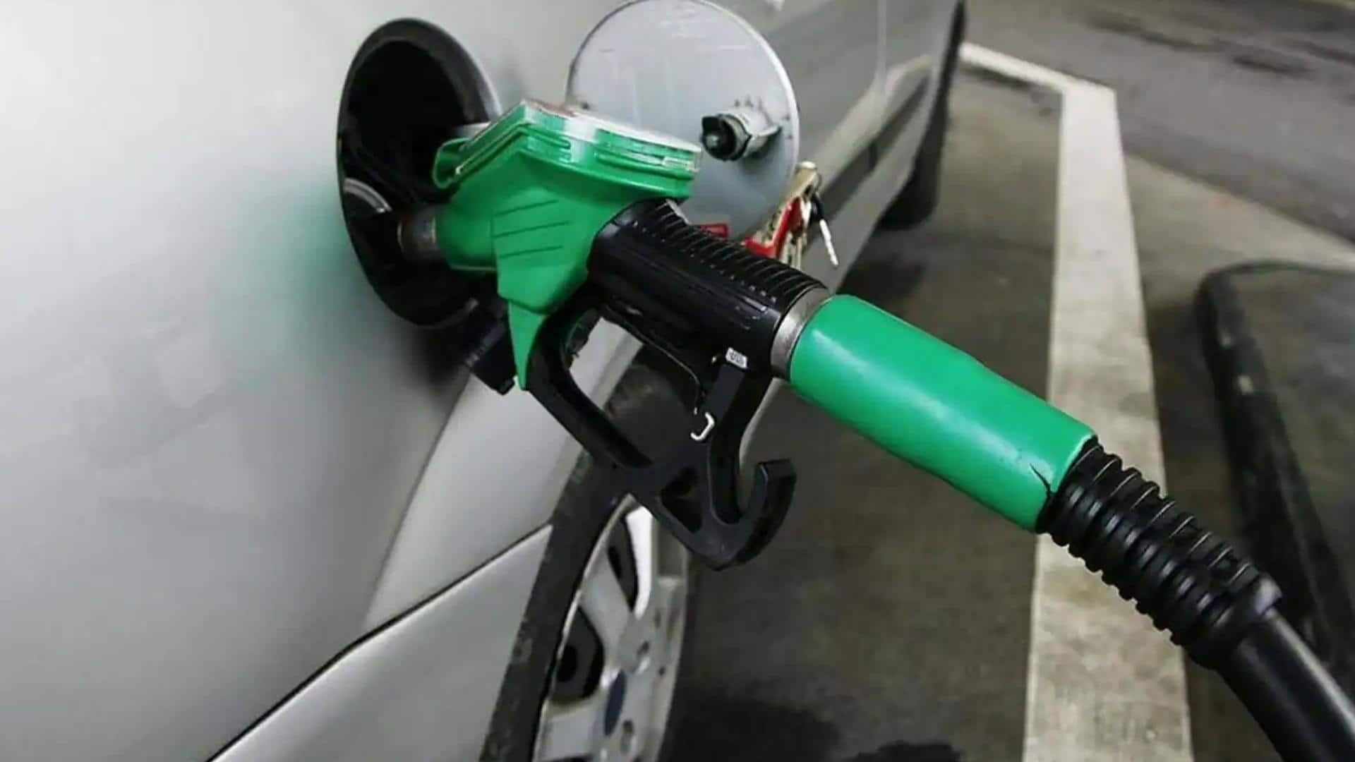 ईरान युद्ध के बीच सरकार ने पेट्रोल-डीजल पर 10 रुपये प्रति लीटर घटाई एक्साइज ड्यूटी