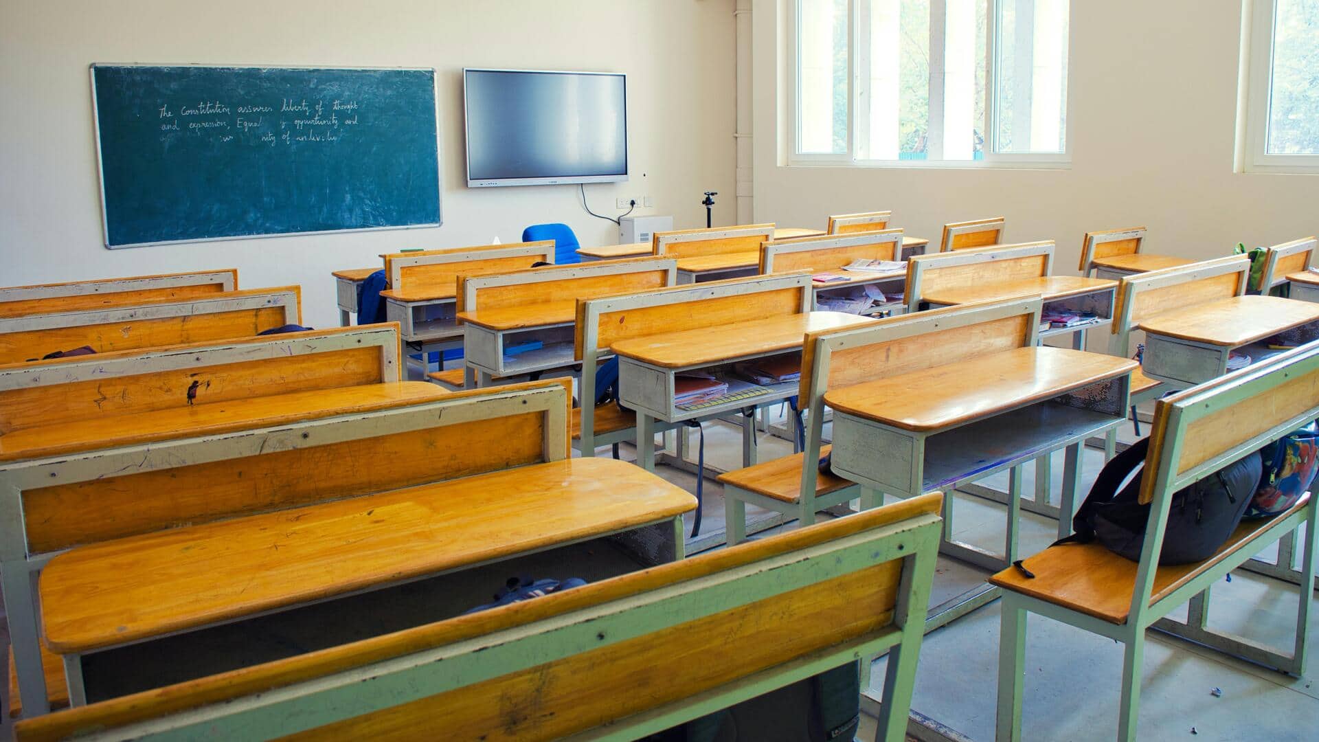 भारत में रोज बंद हो रहे 13 स्कूल, मध्य प्रदेश में सबसे ज्यादा असर