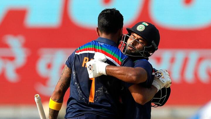 भारत ने लगातार पांचवे वनडे में बनाया 300+ स्कोर, इंग्लैंड को दिया 337 का लक्ष्य