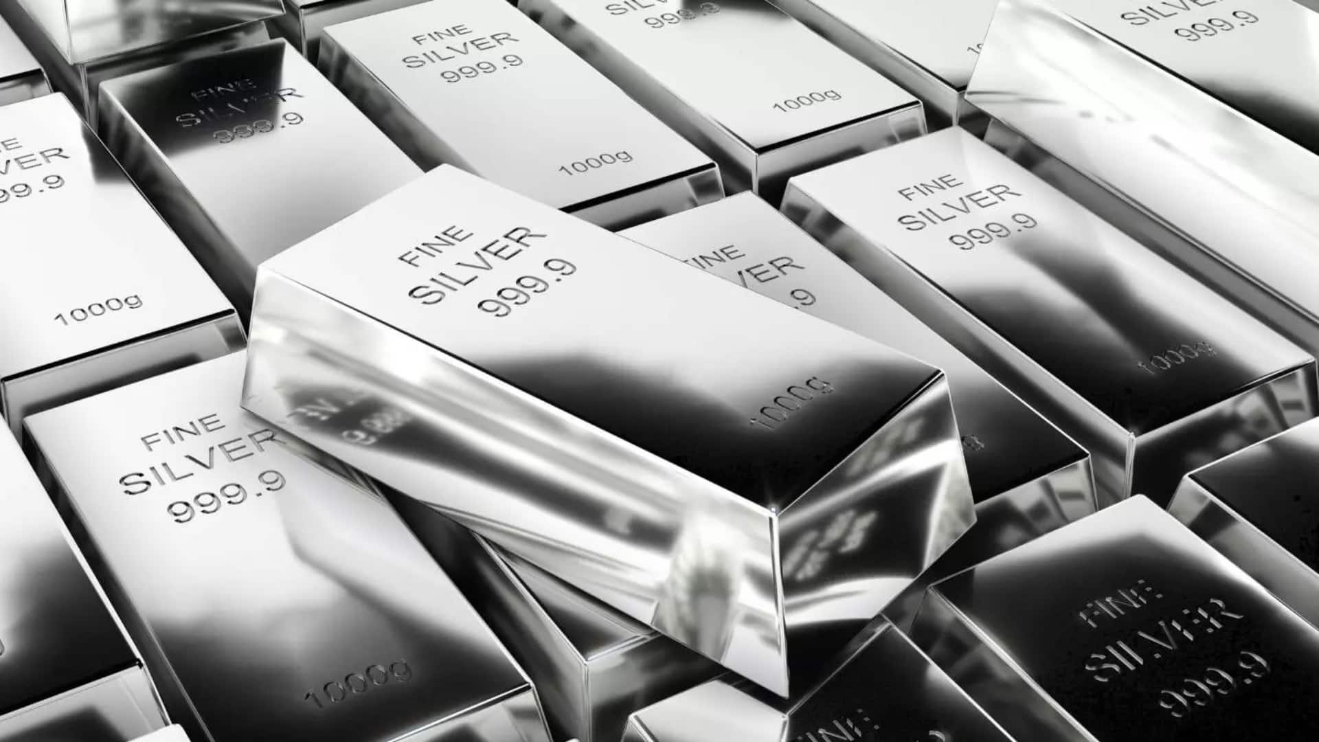 रिकाॅर्ड स्तर पर पहुंची चांदी की कीमत, जानिए क्या रही वजह 