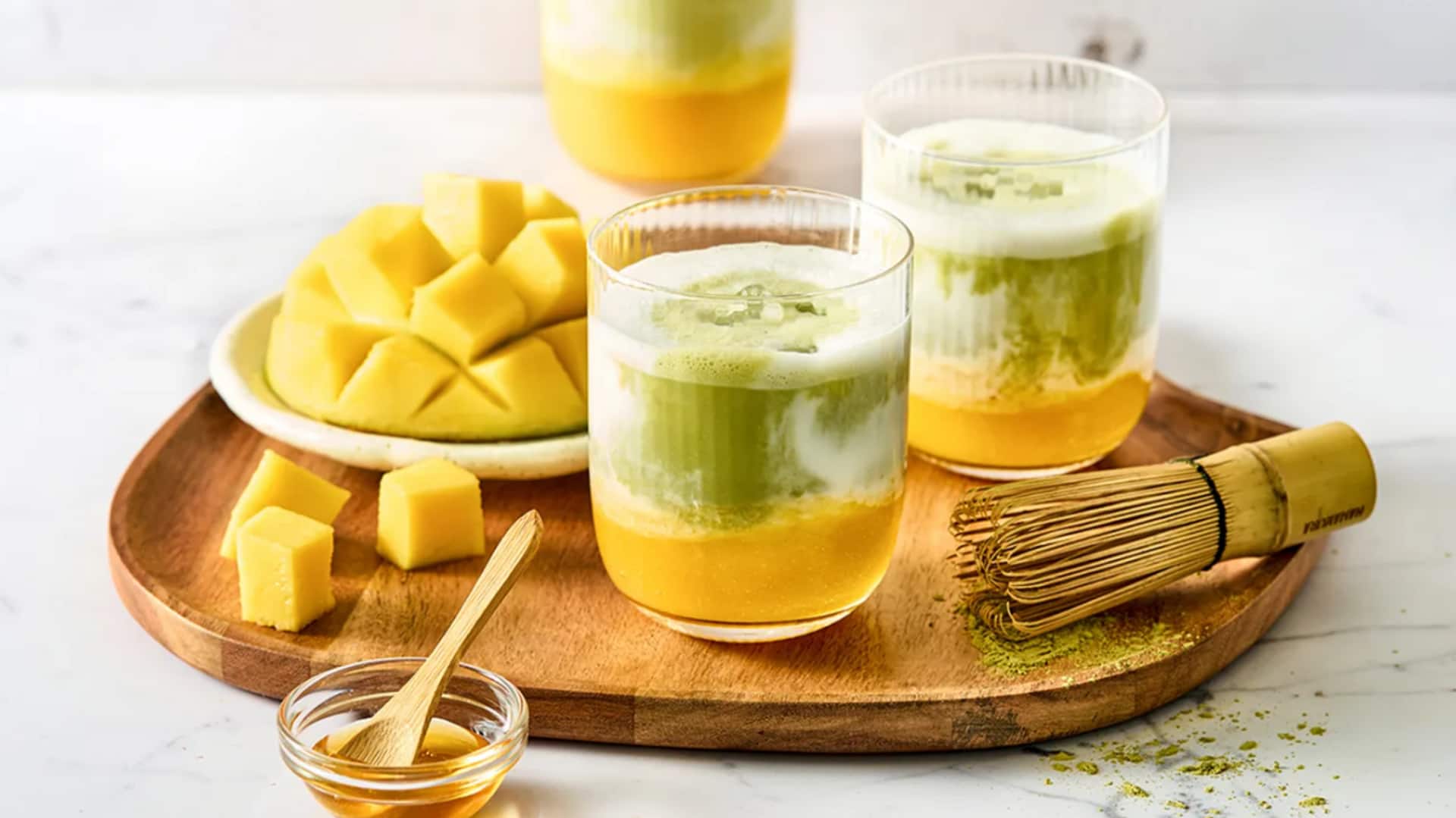 आम के सीजन के दौरान बनाकर पिएं ये 5 विदेशी पेय, मिलेगी भरपूर ताजगी