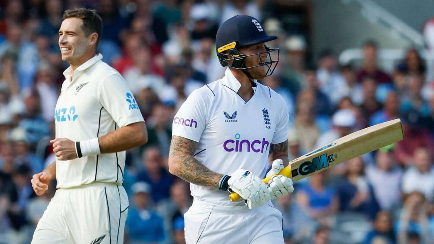 पहला टेस्ट: पहले दिन इंग्लैंड की पारी भी लड़खड़ाई, गंवाए अपने सात विकेट