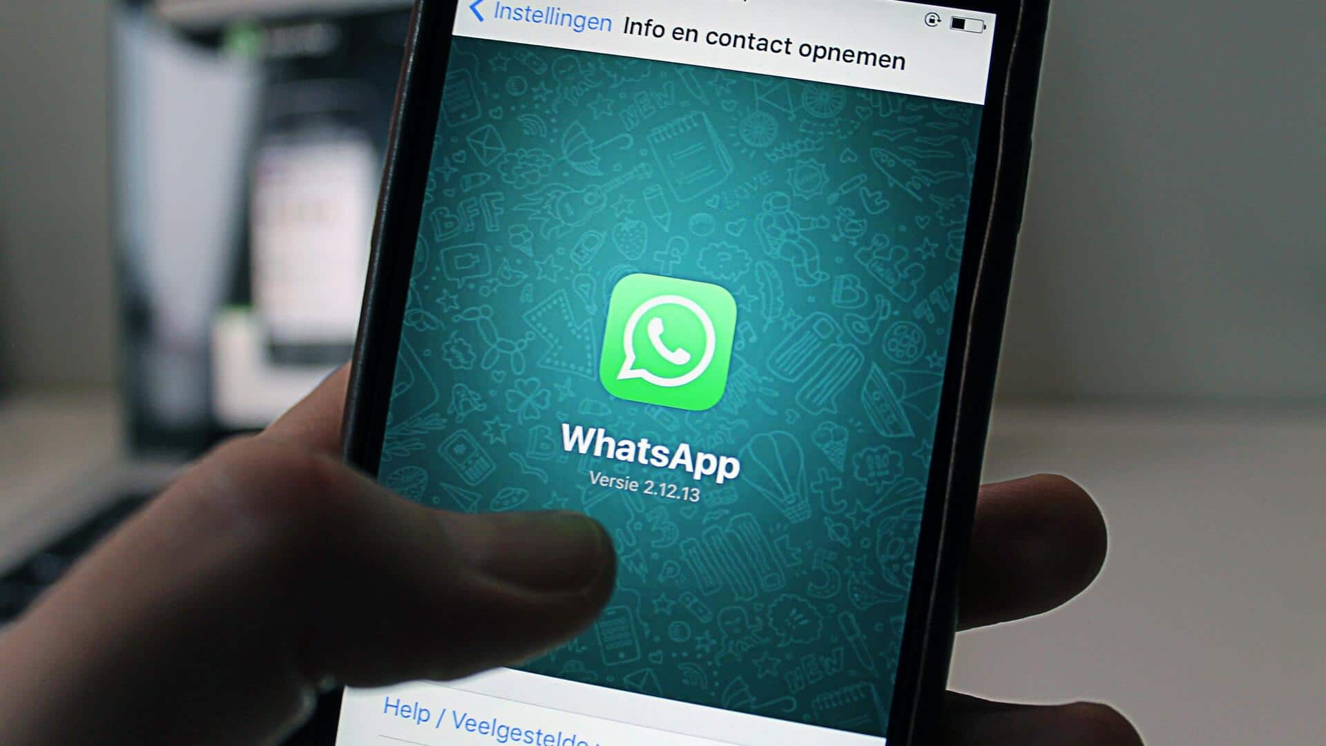 व्हाट्सऐप ने भारत में अप्रैल में 74 लाख अकाउंट्स पर लगाया प्रतिबंध