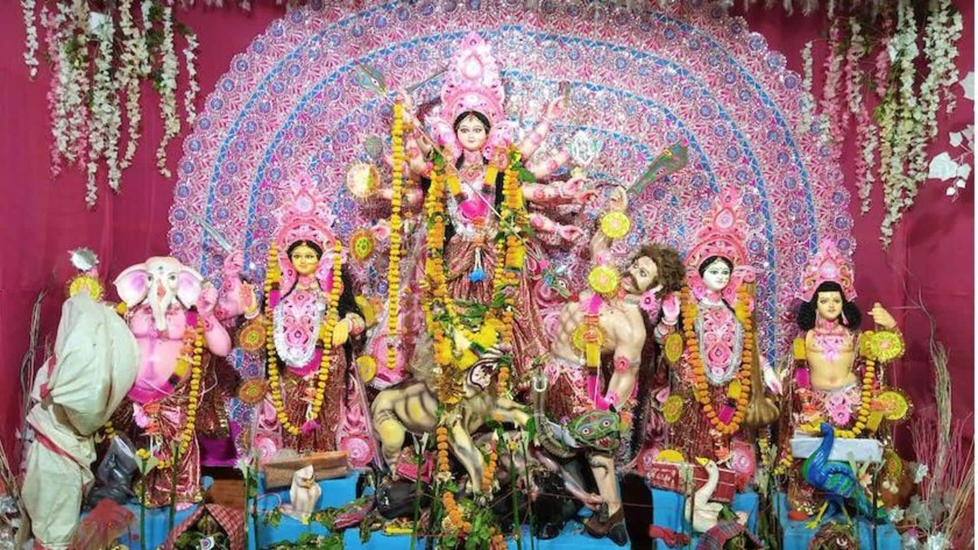 पश्चिम बंगाल के 5 प्रमुख दुर्गा पूजा पंडाल, जिनकी थीम है आकर्षण का केंद्र