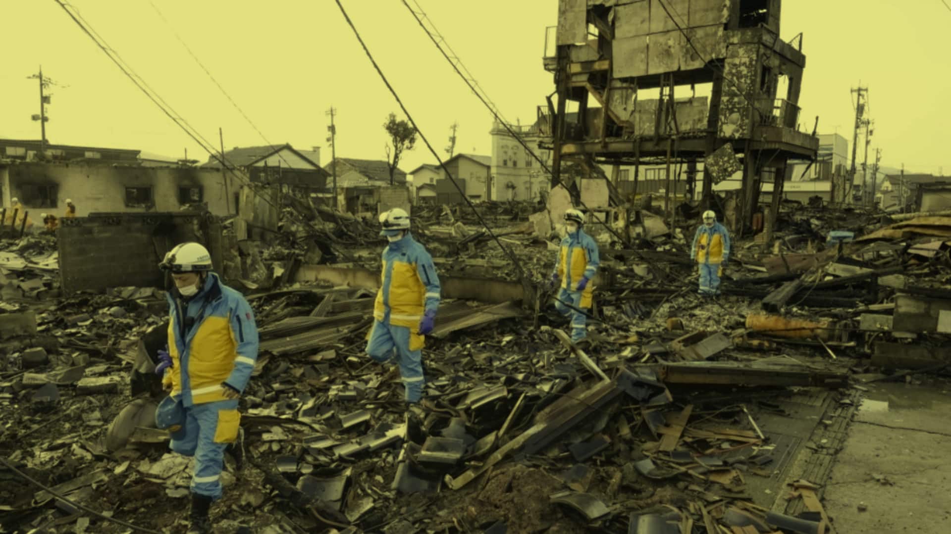 जापान में आए विनाशकारी भूकंप में अब तक 100 लोगों की मौत, 200 से अधिक लापता 