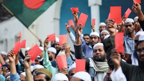 #NewsBytesExplainer: बांग्लादेश में आम चुनाव कैसे होते हैं, भारत की क्यों रहेगी नजर?