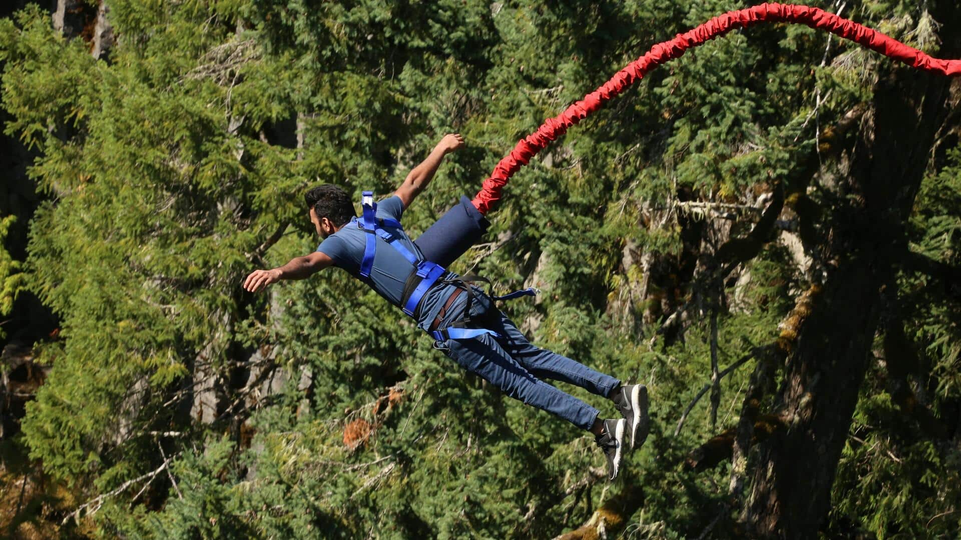 पहली बार बंजी जंपिंग करने जा रहे हैं? इन बातों का ध्यान रखना न भूलें