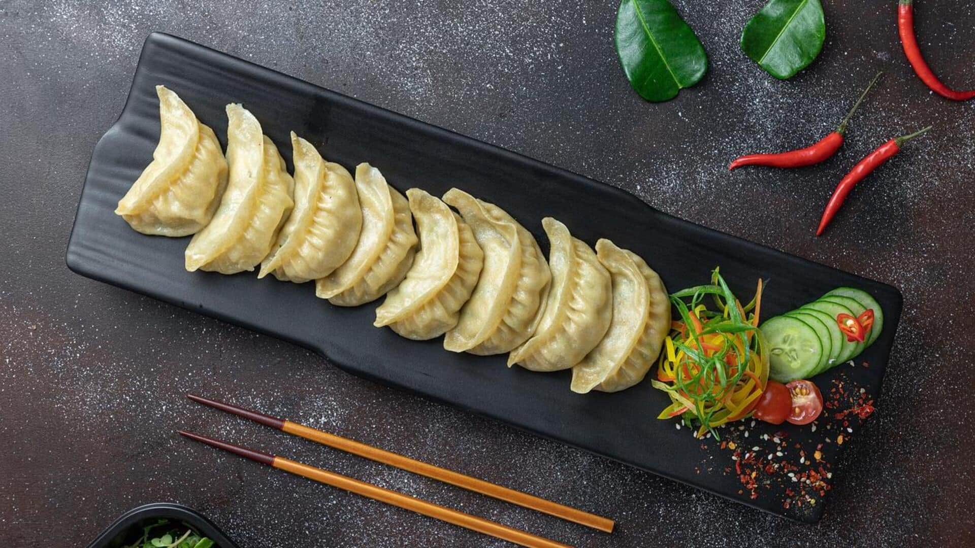 स्वादिष्ट होने के साथ-साथ सेहतमंद हैं ये 5 तरह के मोमोज, एक बार जरूर चखें