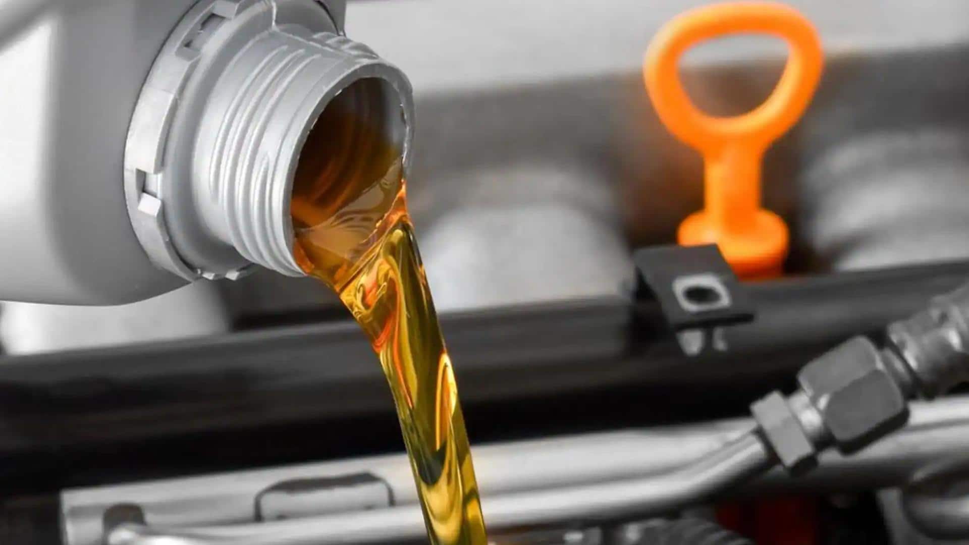 इंजन ऑयल बदलने में करते हैं देरी? हो सकता है यह बड़ा नुकसान