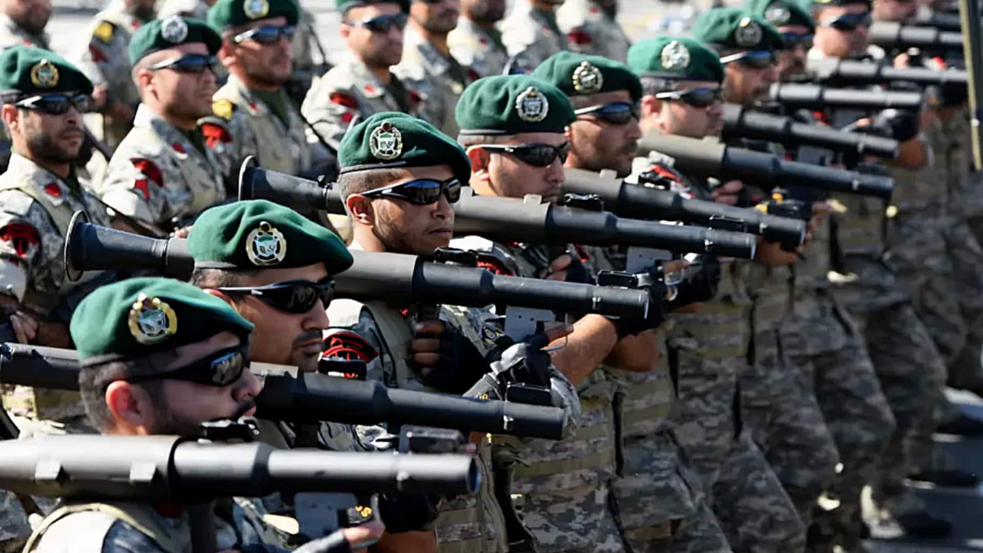 अमेरिकी सैनिकों की तैनाती बढ़ने पर ईरान ने विशिष्ट फौज तैनात की, कहा- हम इंतजार में