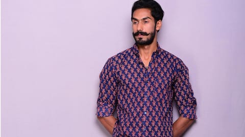 पुरुषों के पास होनी चाहिए ये 5 तरह की शर्ट, पहनकर हर अवसर पर लगेंगे शानदार