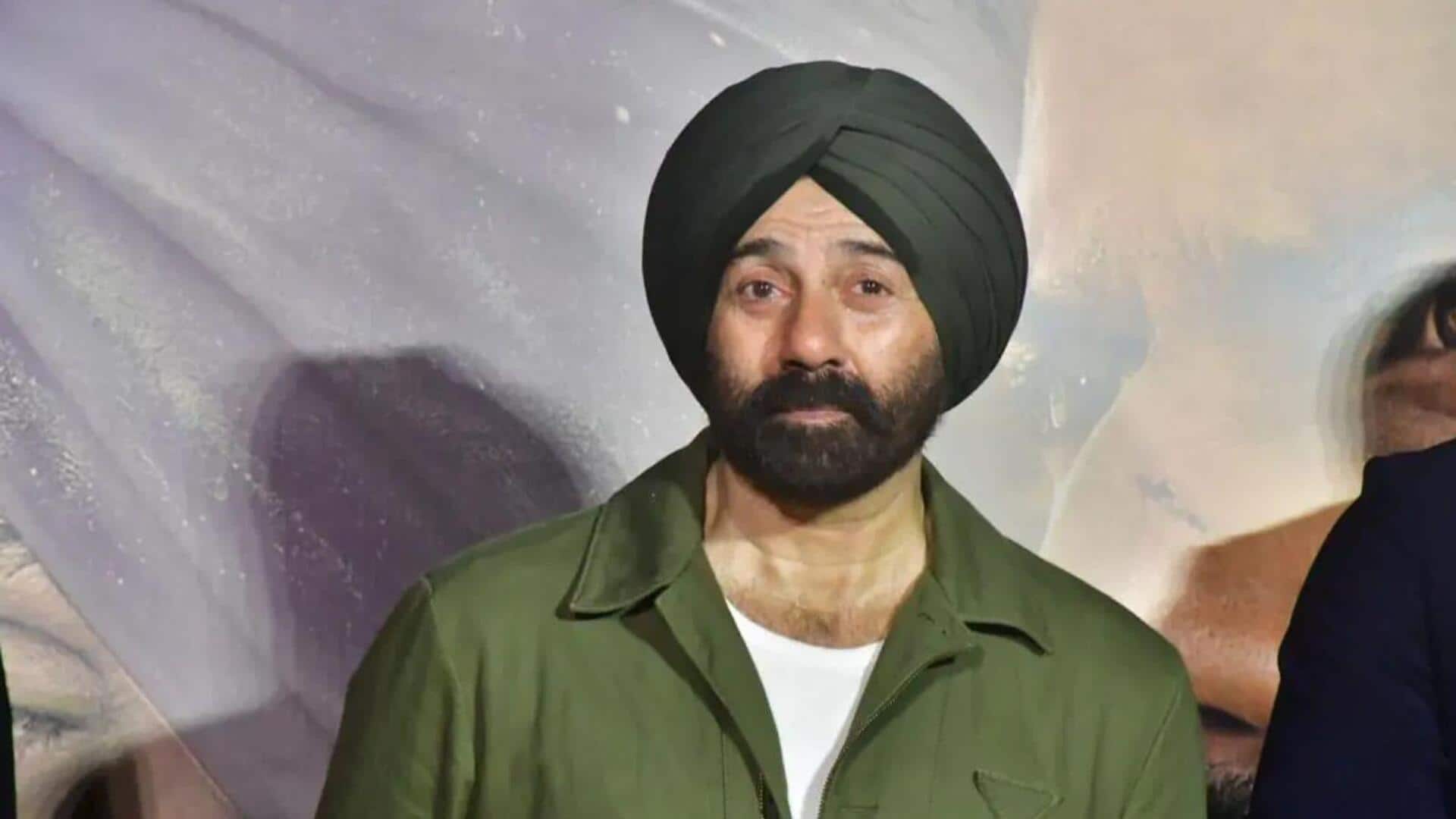 'इक्का' के ट्रेलर लॉन्च पर सनी देओल ने पहने फटे जूते? लोग बोले- चलते-चलते घिस गए