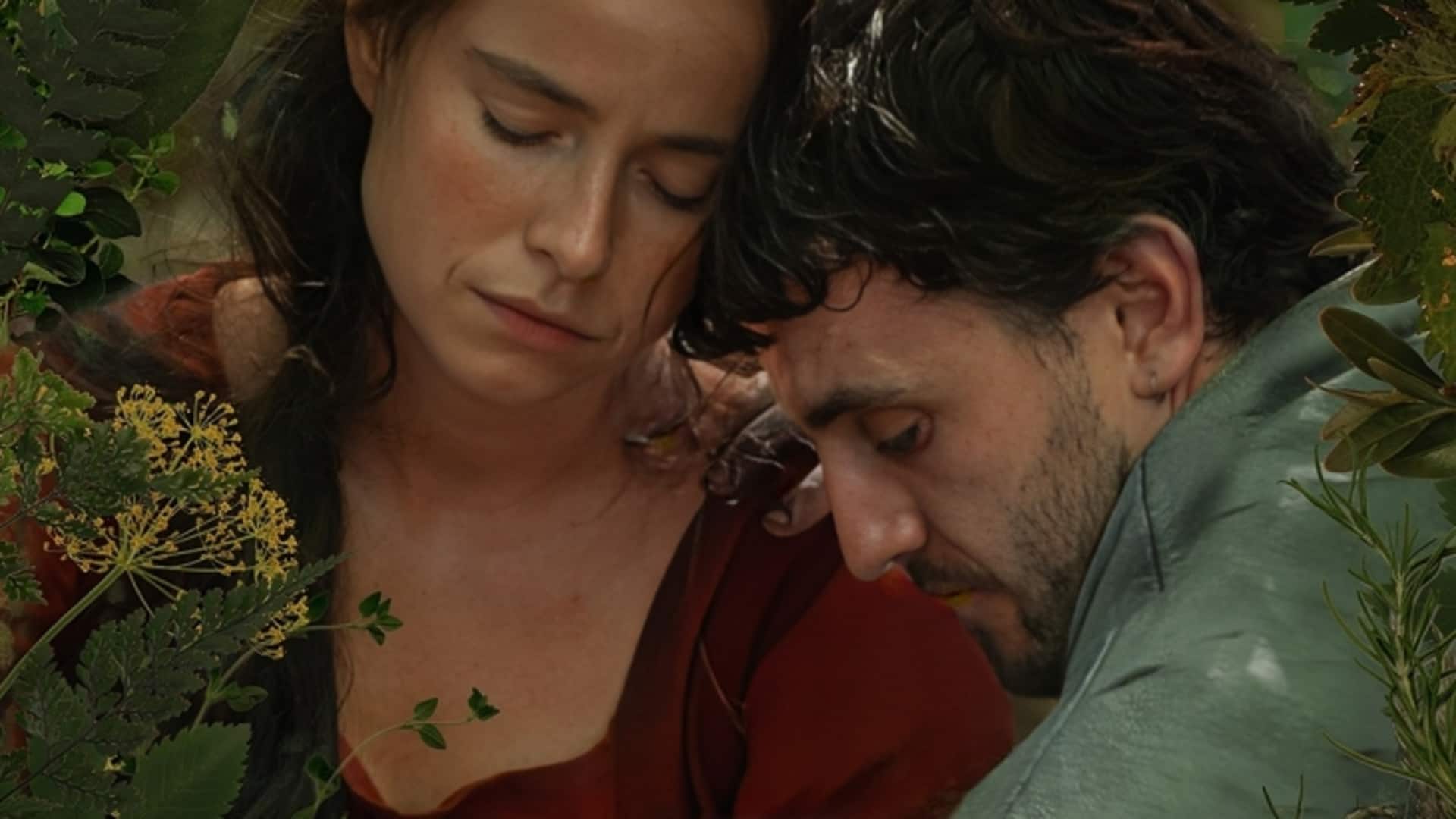 गोल्डन ग्लोब अवॉर्ड्स 2026: स्टीवन स्पीलबर्ग की 'हैमनेट' ने जीता बेस्ट मोशन पिक्चर का खिताब