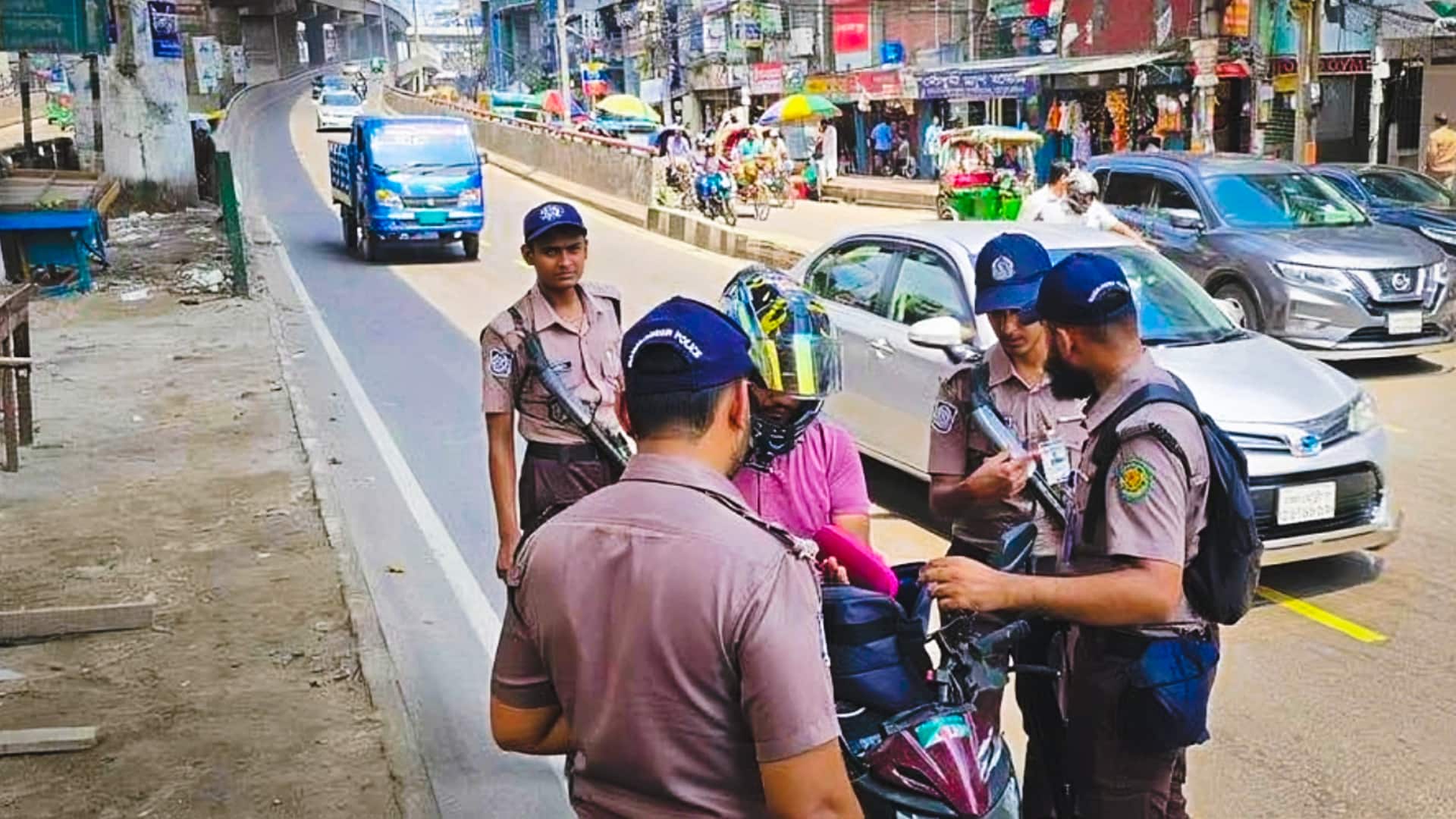 बांग्लादेश के ढाका में हमलावरों ने हिंदू व्यापारी को सरेराह गोली मारी, सोने के आभूषण लूटे