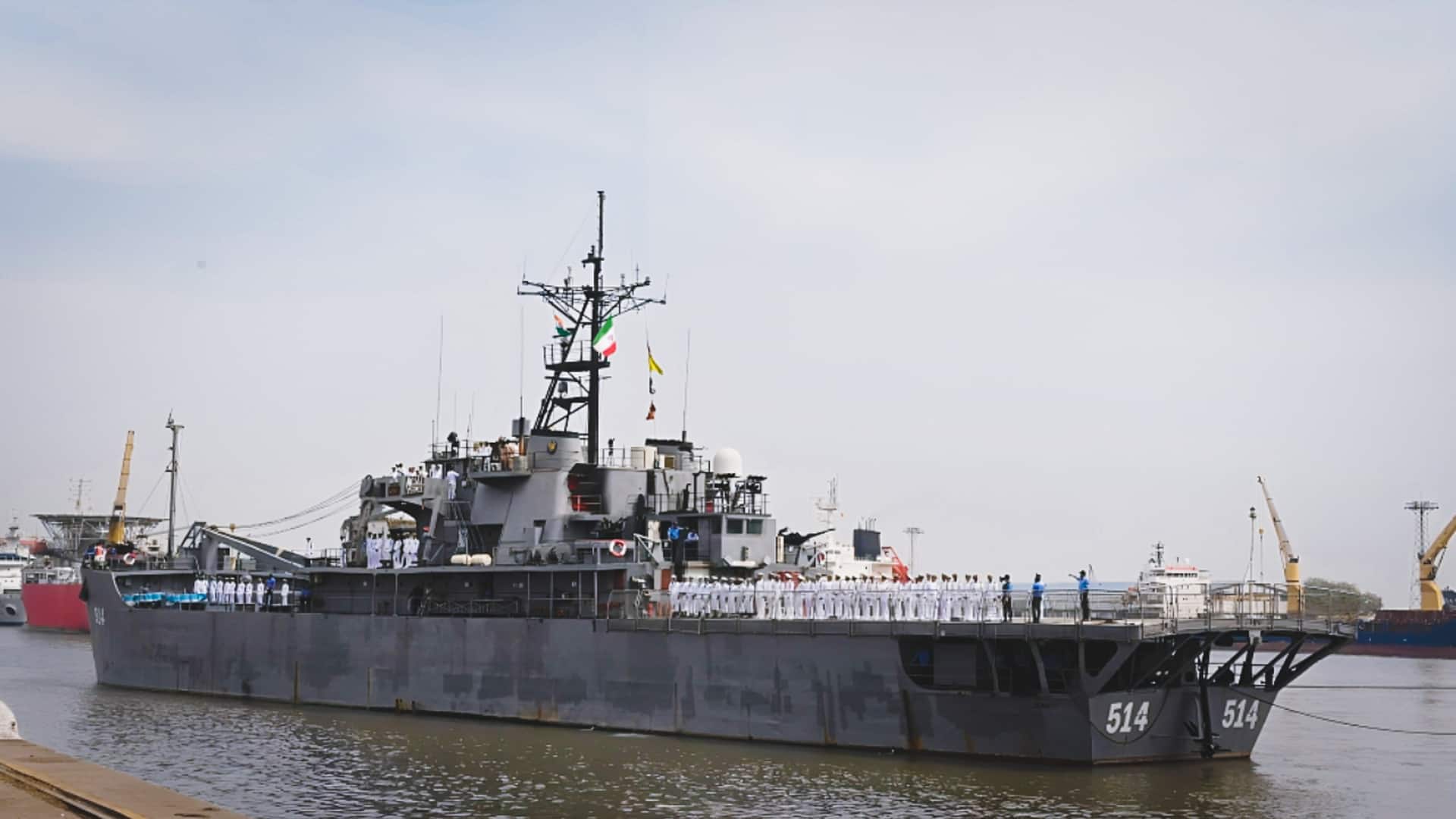 युद्धपोत IRIS लावन के साथ कोच्चि में फंसे 183 ईरानी नाविकों को वापस स्वदेश भेजेगा भारत