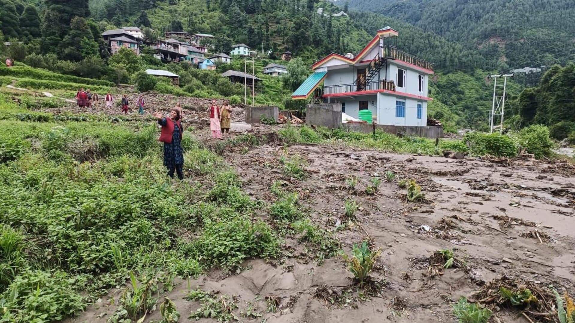 हिमाचल प्रदेश: चंबा के कश्मीरी मोहल्ले में शुरू हुआ भूस्खलन, लोगों ने खाली किए मकान